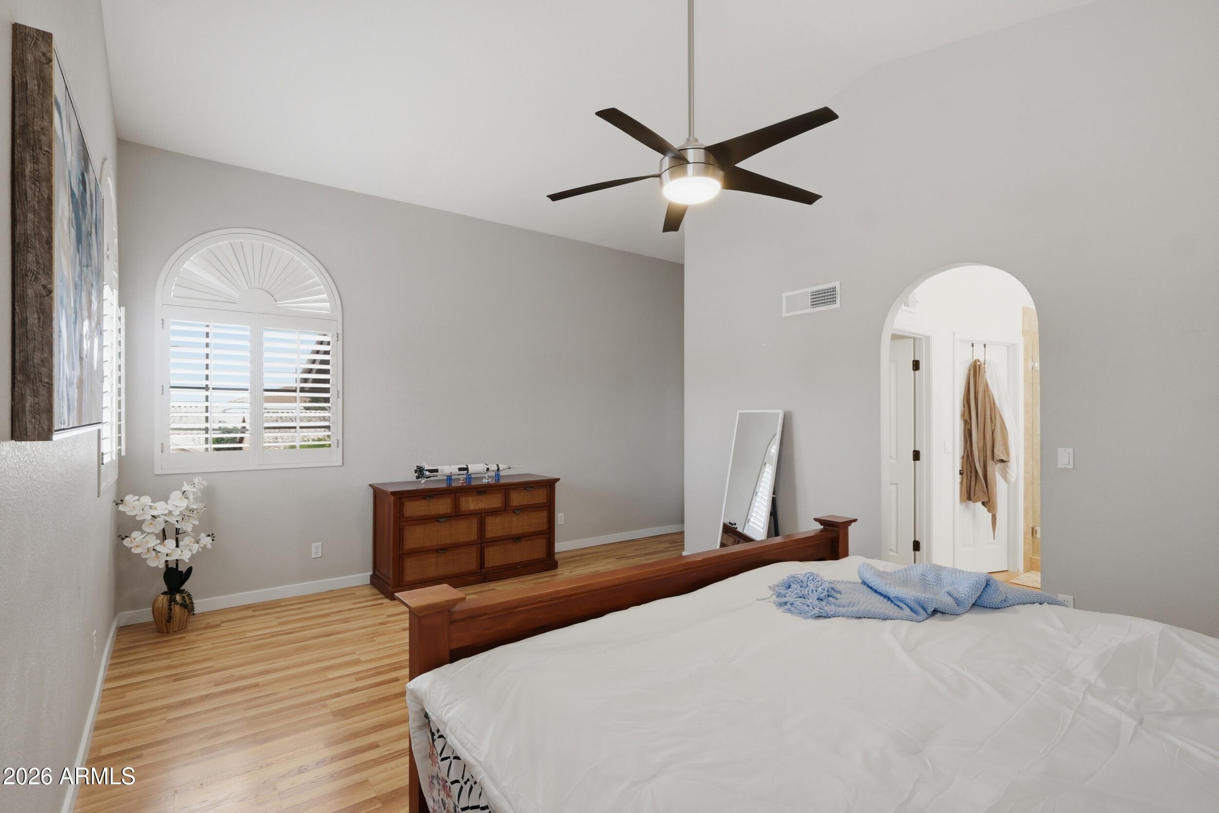 TATUM SQUARE - Residential