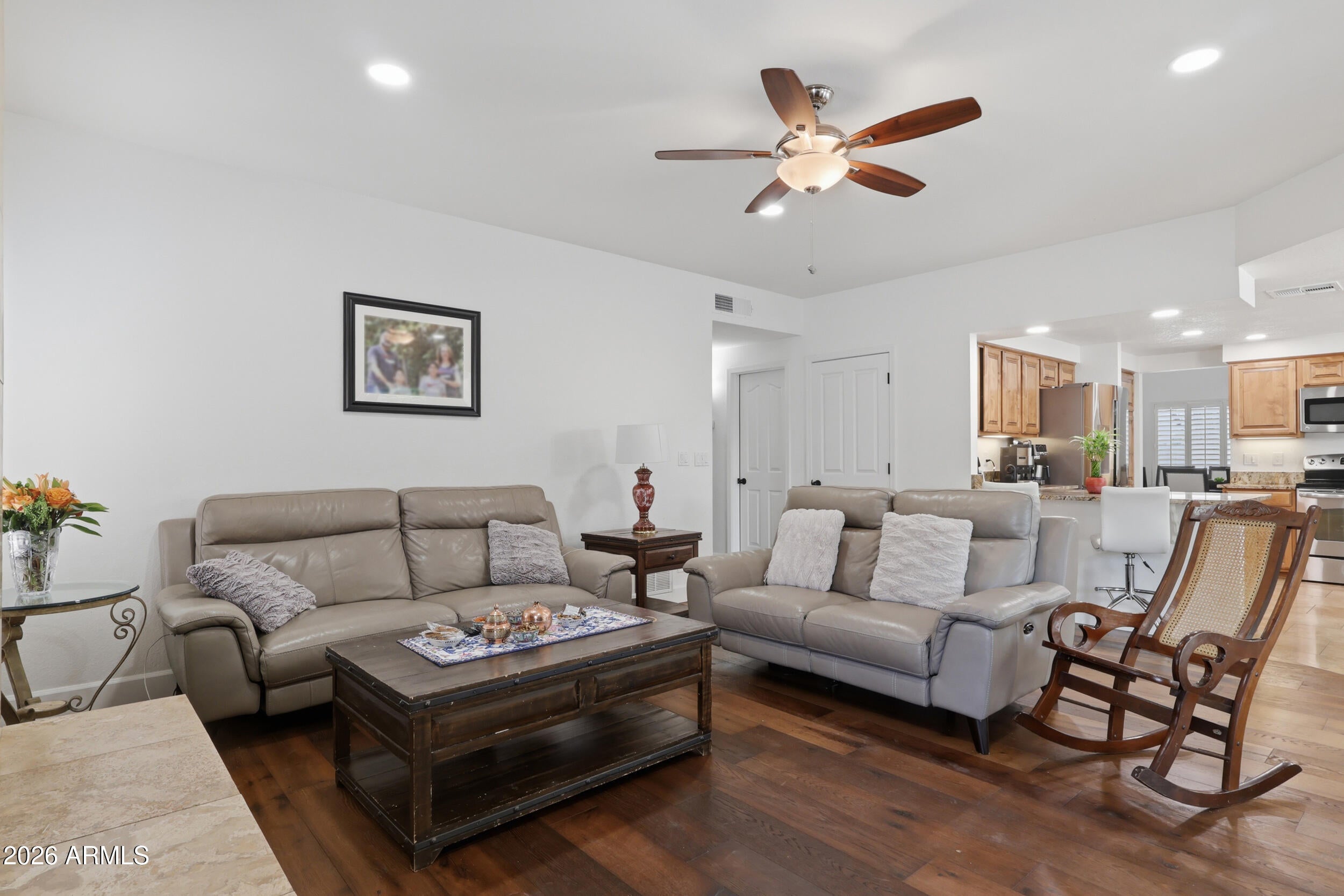 TATUM SQUARE - Residential