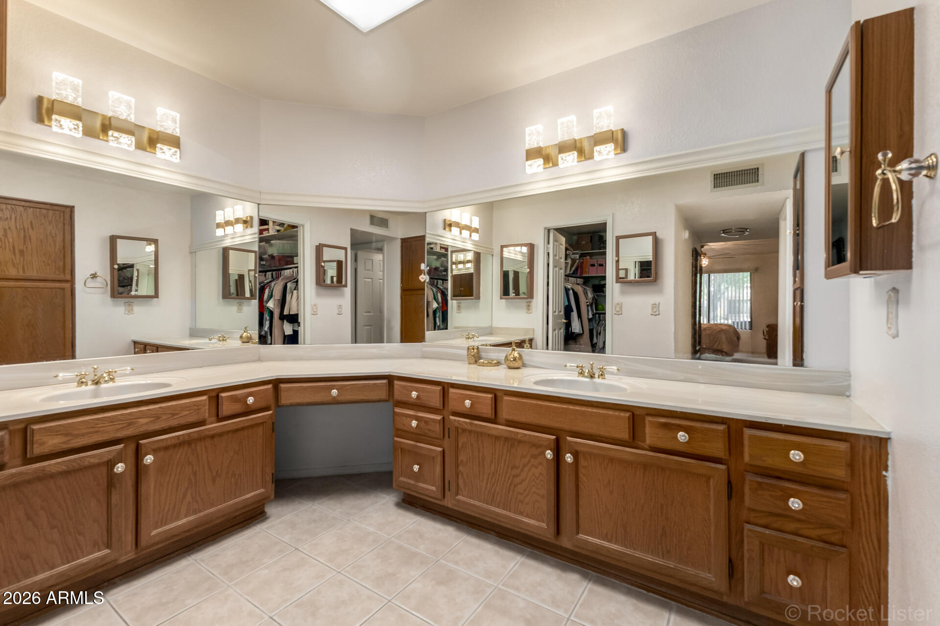 CAMBRIDGE CROSSING AT WESTBROOK VILLAGE UT 1-106 - Residential