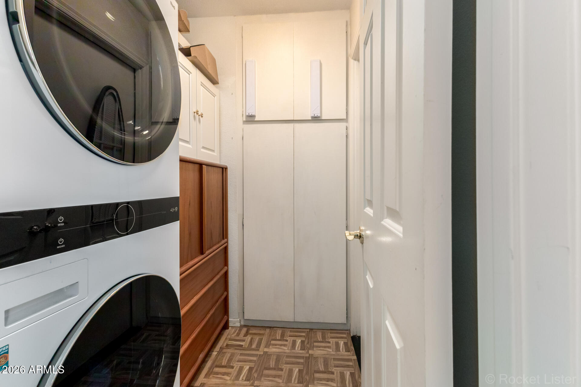 CAMBRIDGE CROSSING AT WESTBROOK VILLAGE UT 1-106 - Residential
