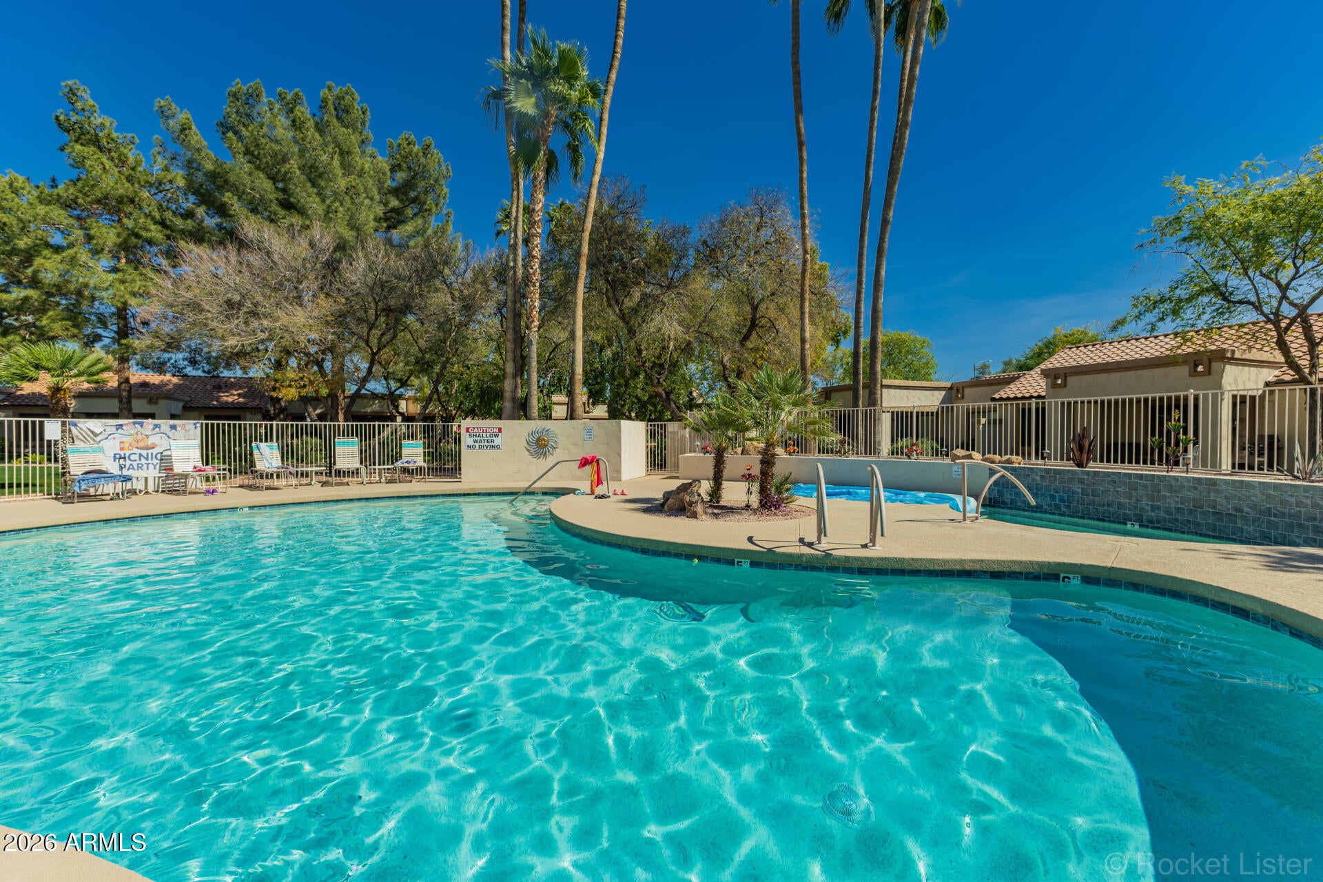 CAMBRIDGE CROSSING AT WESTBROOK VILLAGE UT 1-106 - Residential