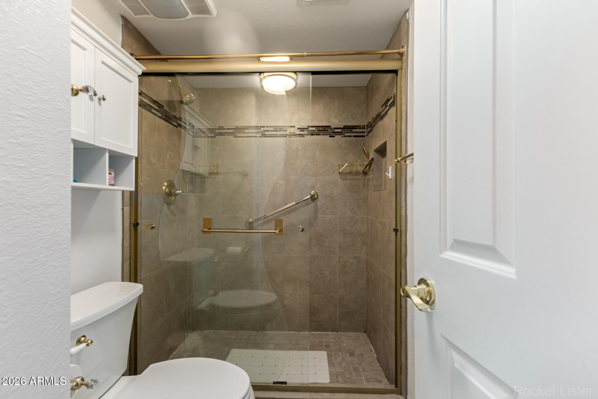 CAMBRIDGE CROSSING AT WESTBROOK VILLAGE UT 1-106 - Residential