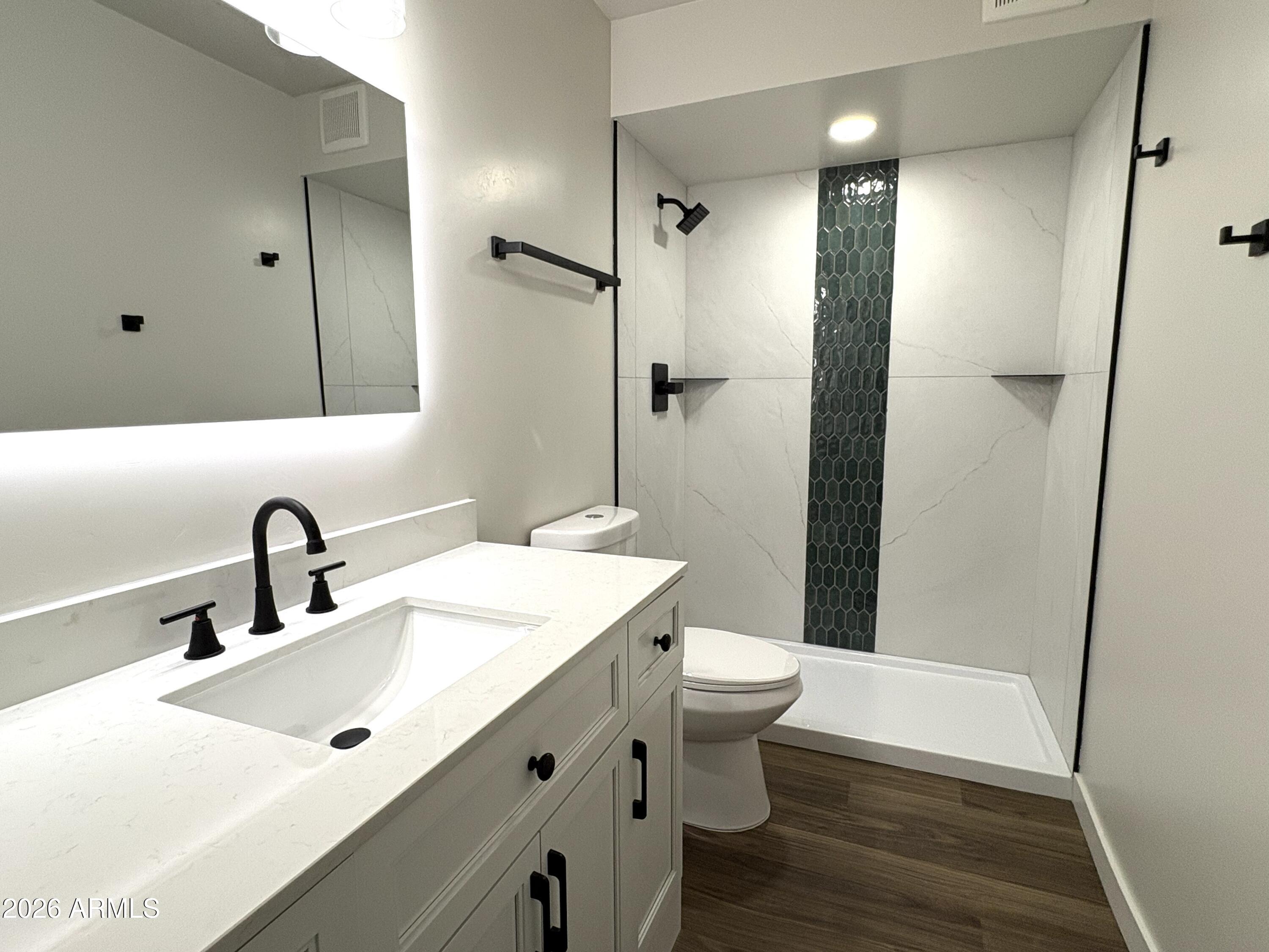 IRONWOOD TERRACE AMD - Residential