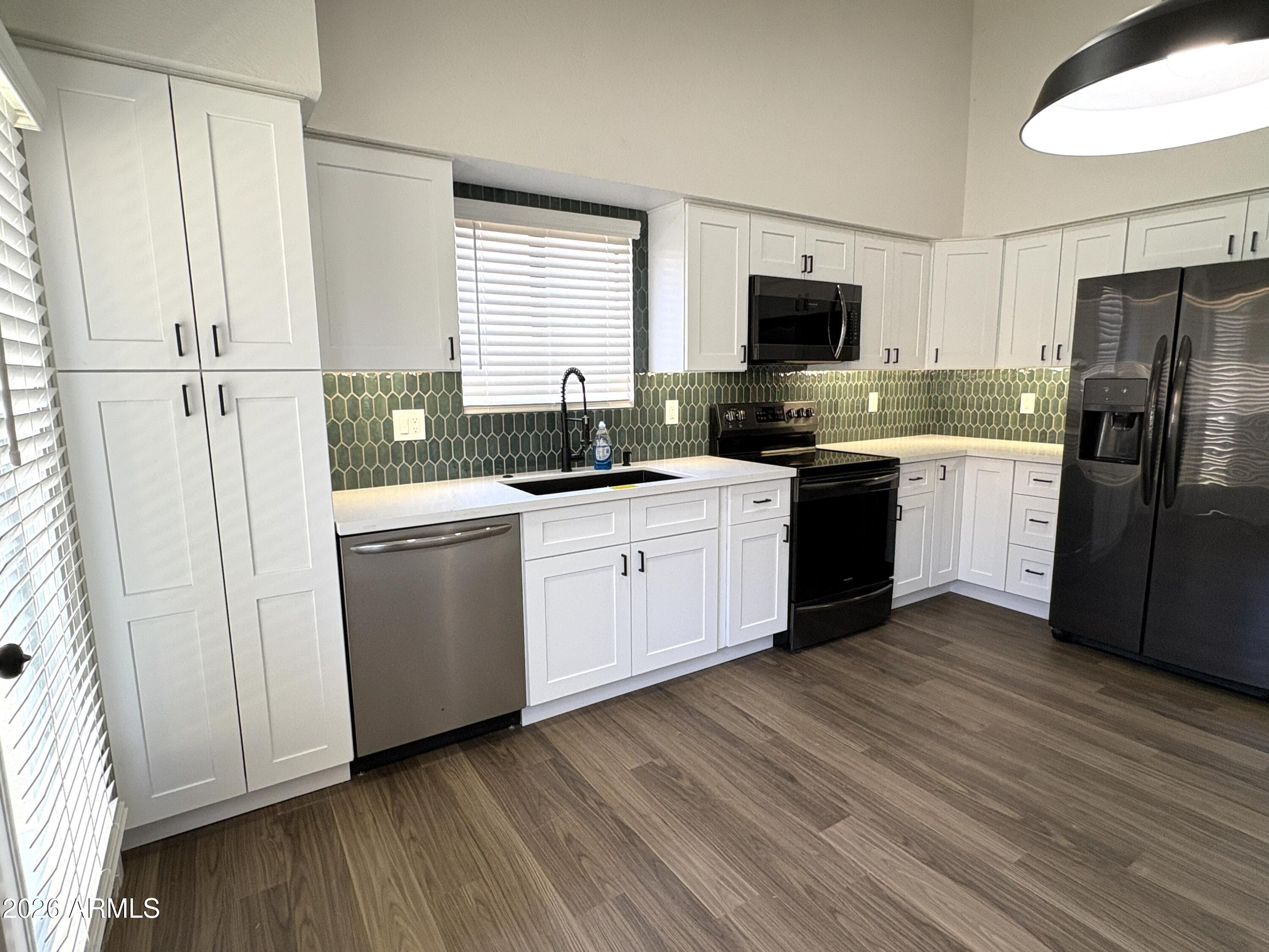 IRONWOOD TERRACE AMD - Residential