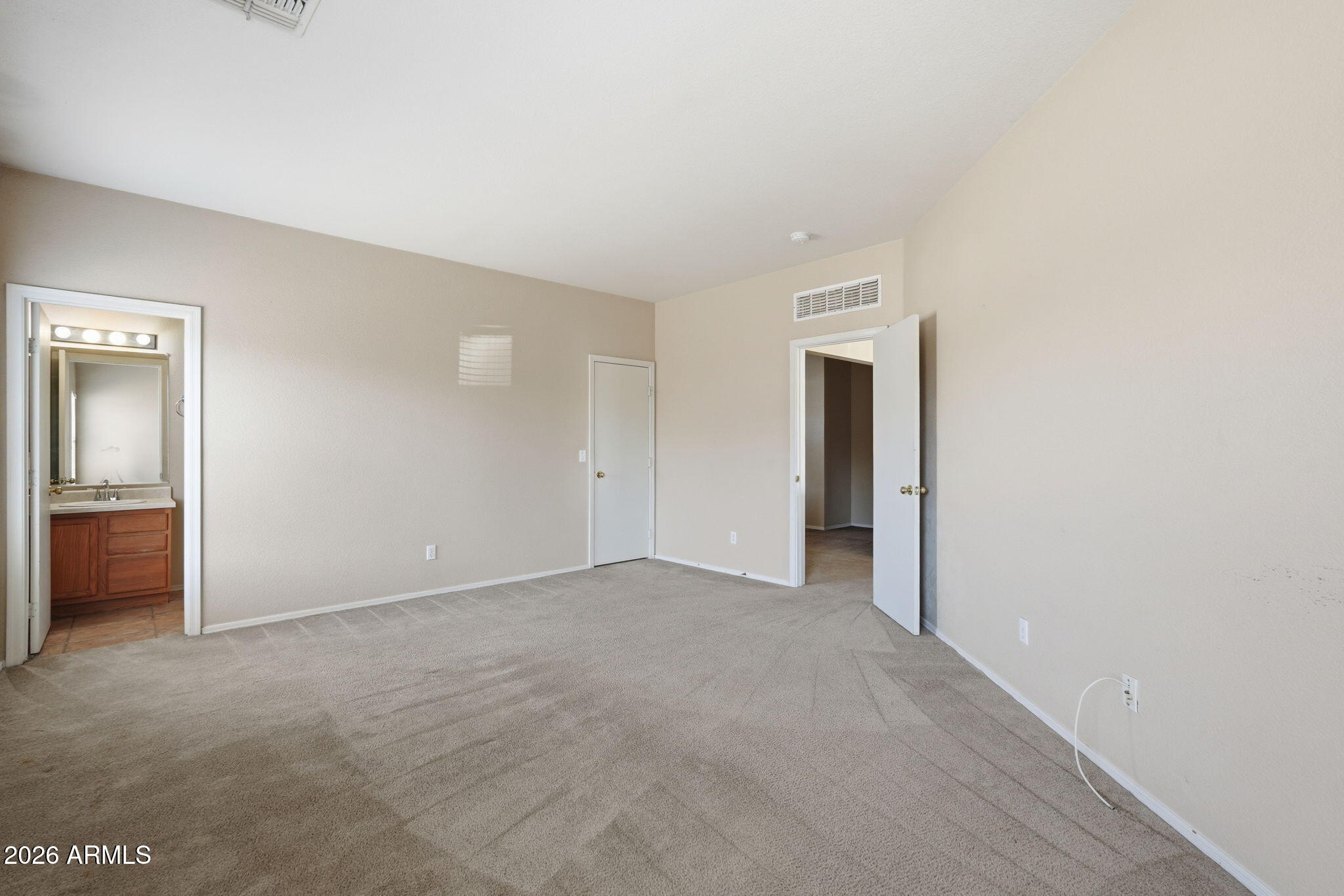 DESERT CROSSING - Residential