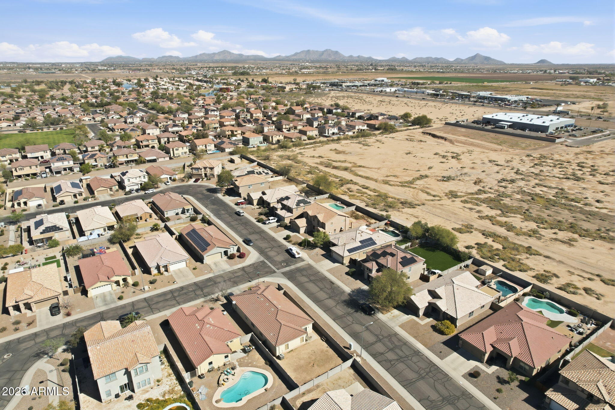 DESERT CROSSING - Residential