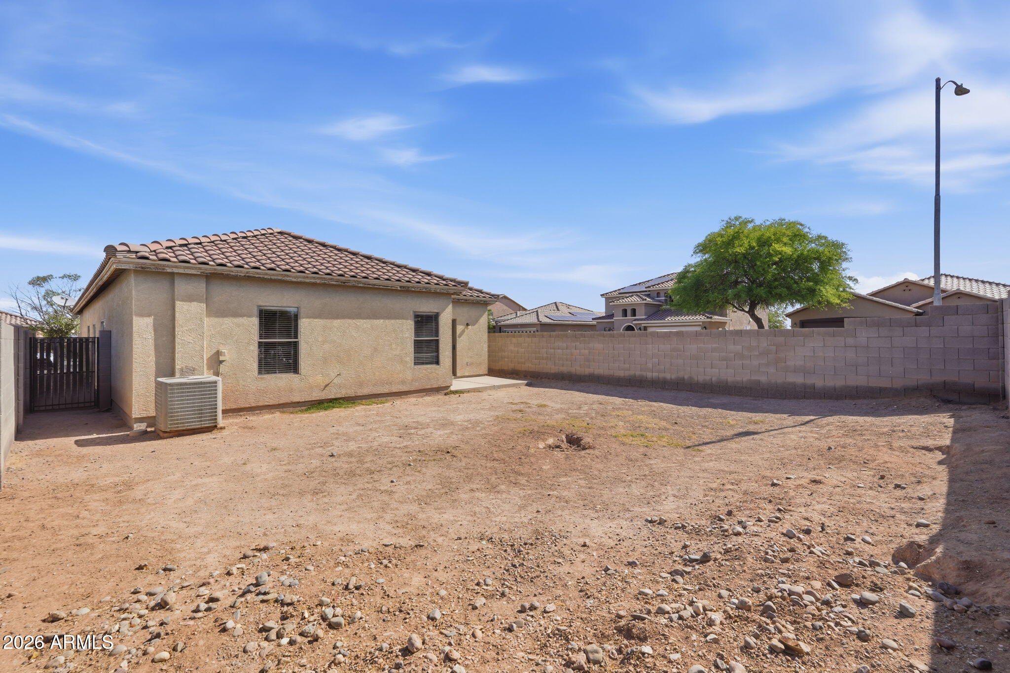 DESERT CROSSING - Residential