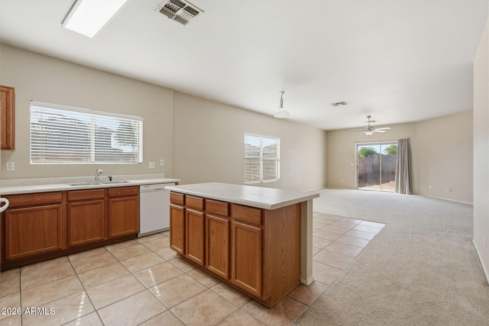 DESERT CROSSING - Residential