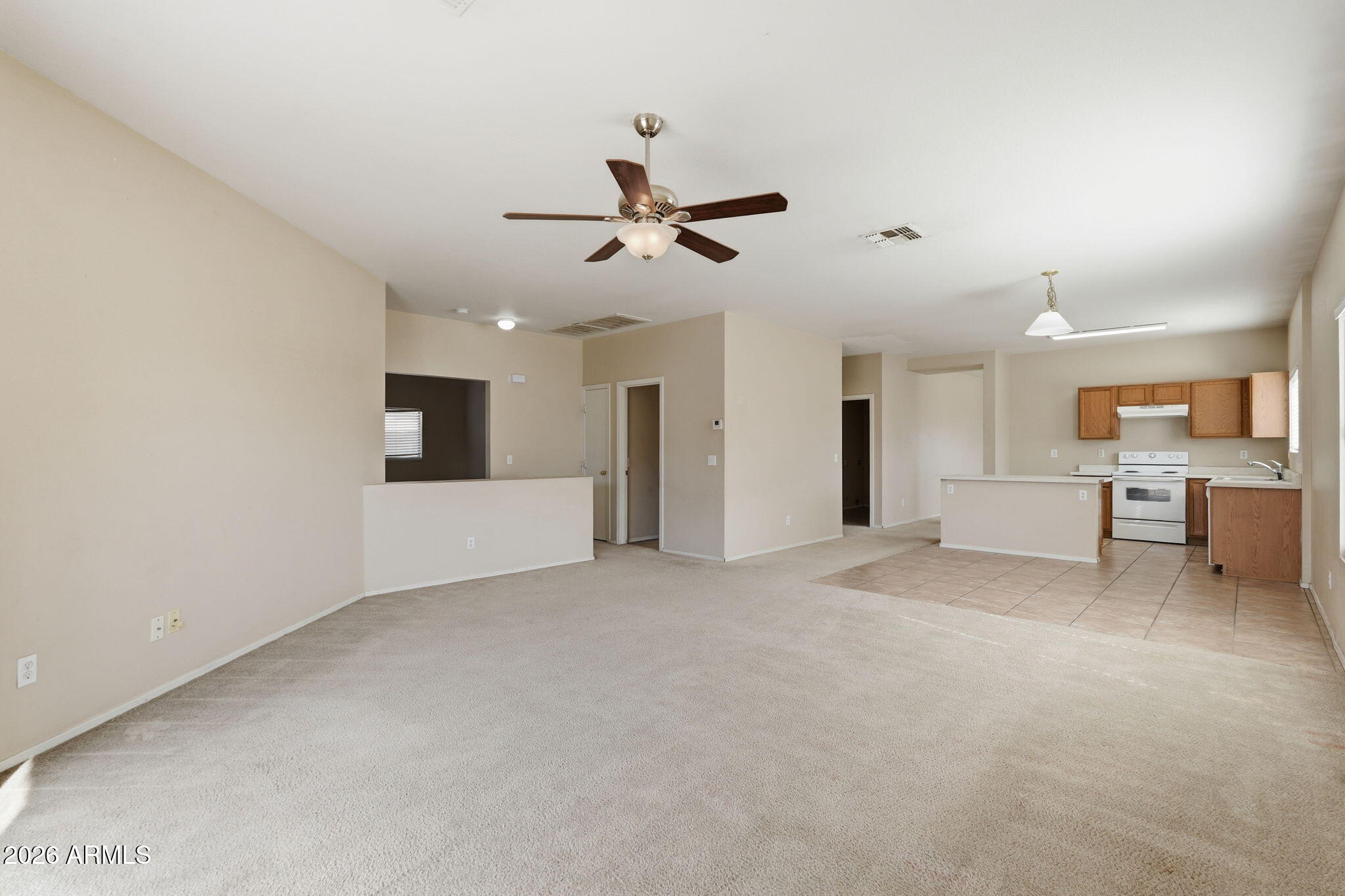 DESERT CROSSING - Residential