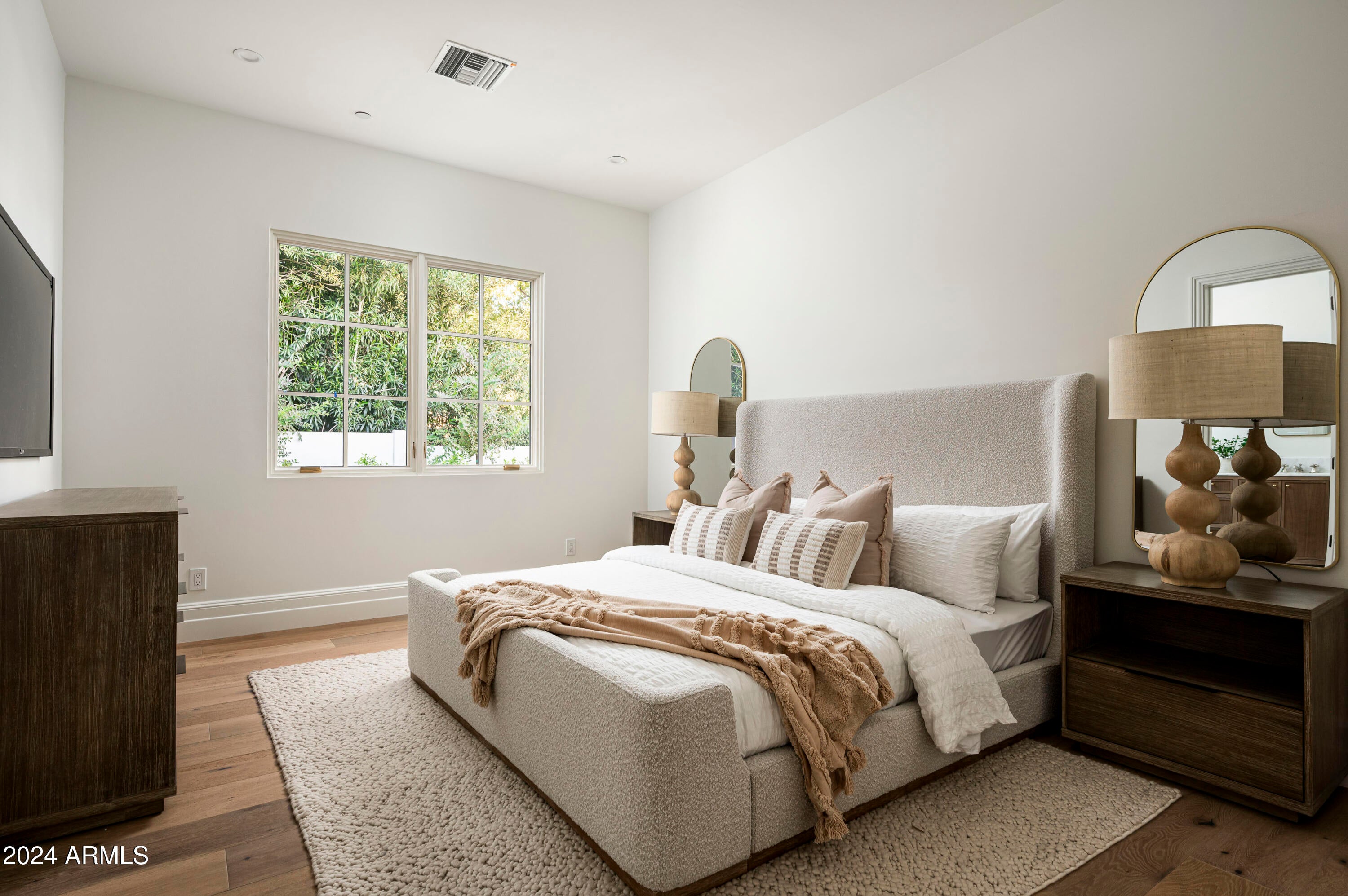 RANCHO SUNNY VALE - Residential