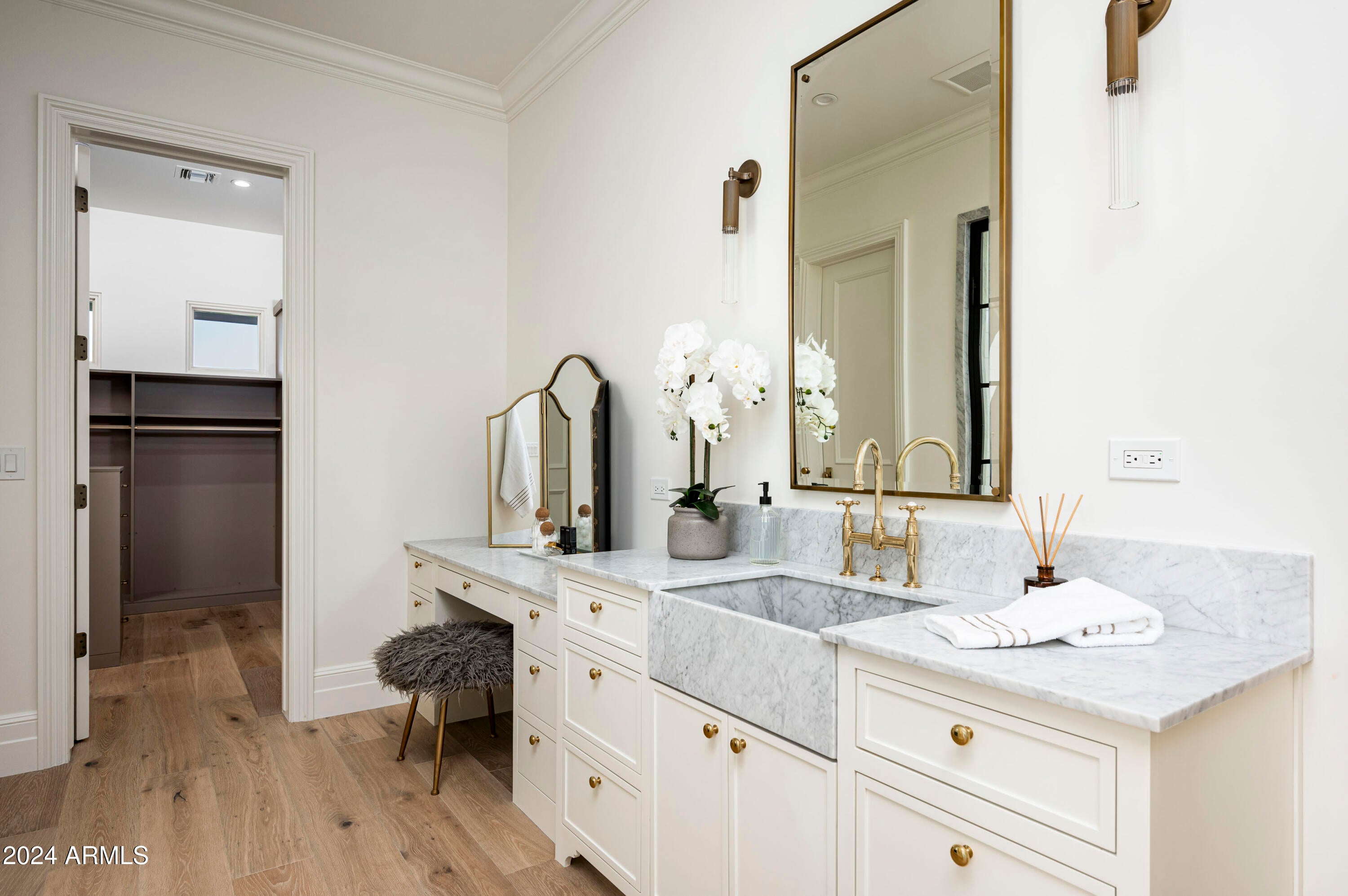 RANCHO SUNNY VALE - Residential