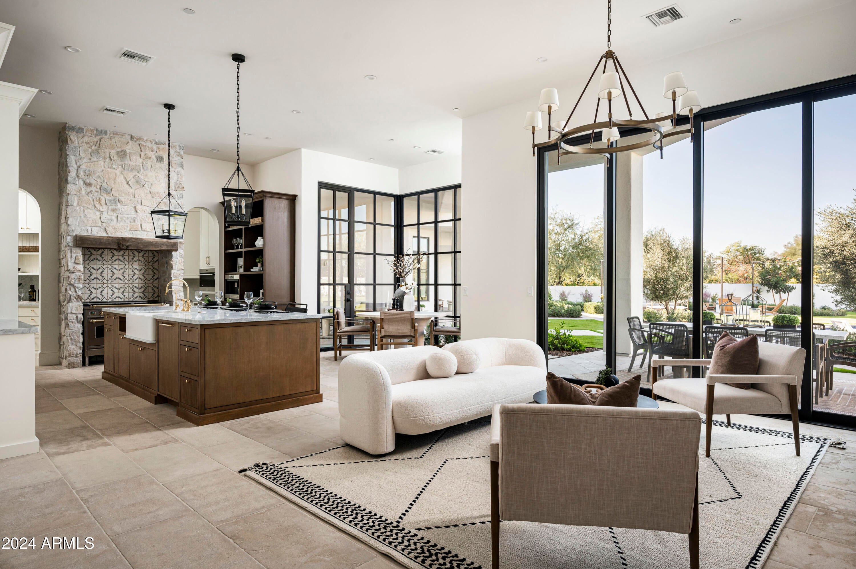 RANCHO SUNNY VALE - Residential