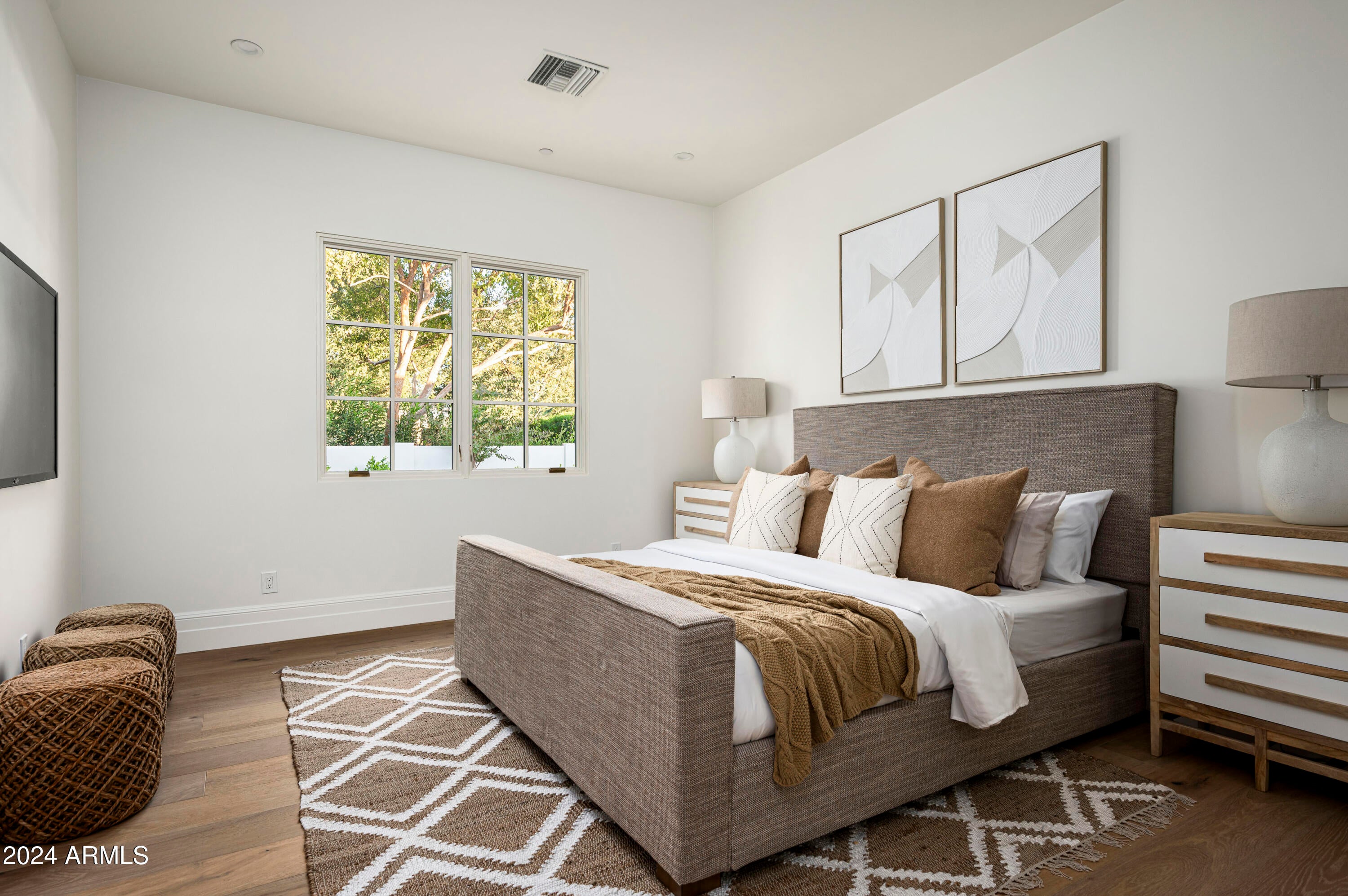 RANCHO SUNNY VALE - Residential