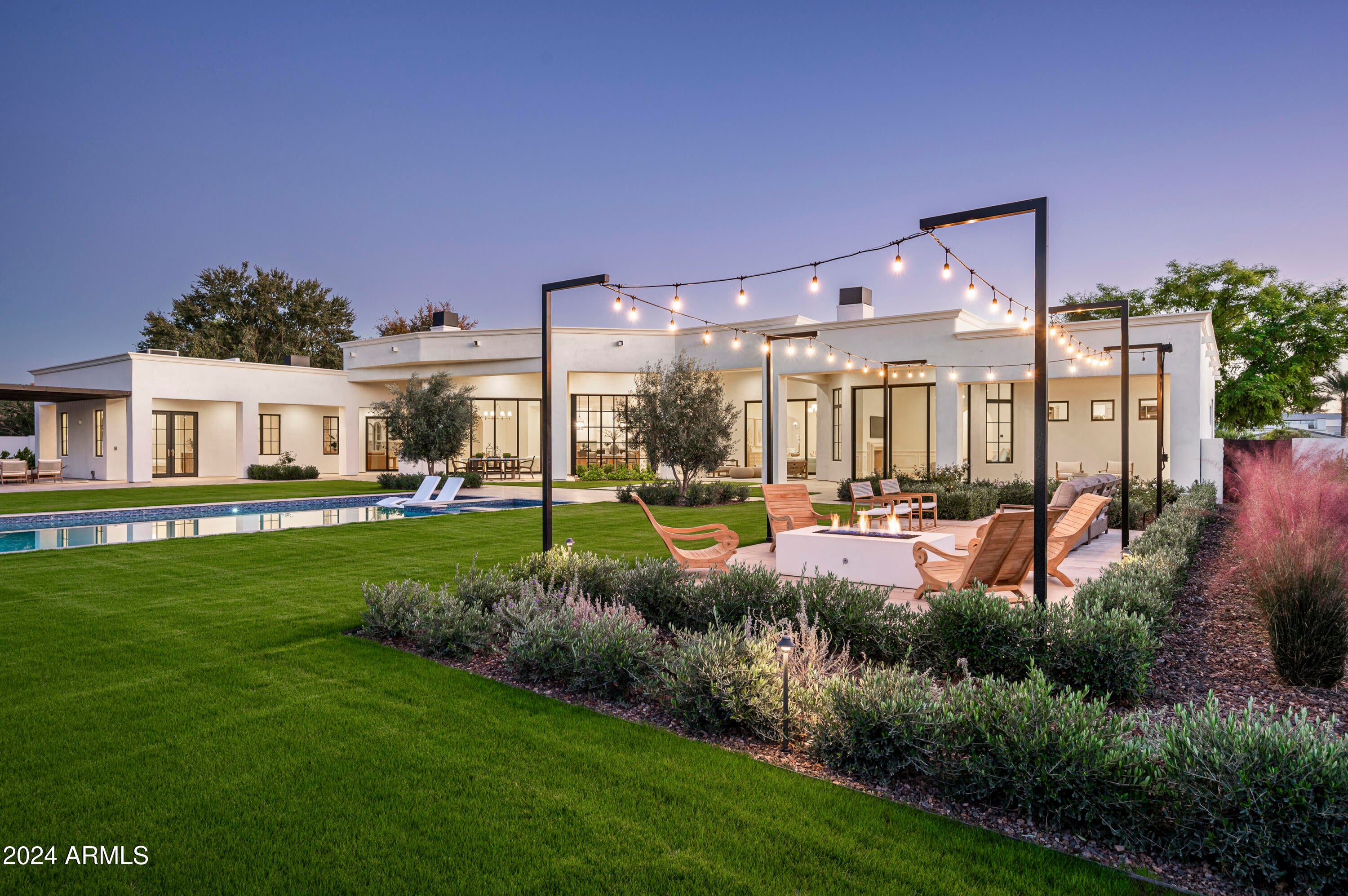 RANCHO SUNNY VALE - Residential