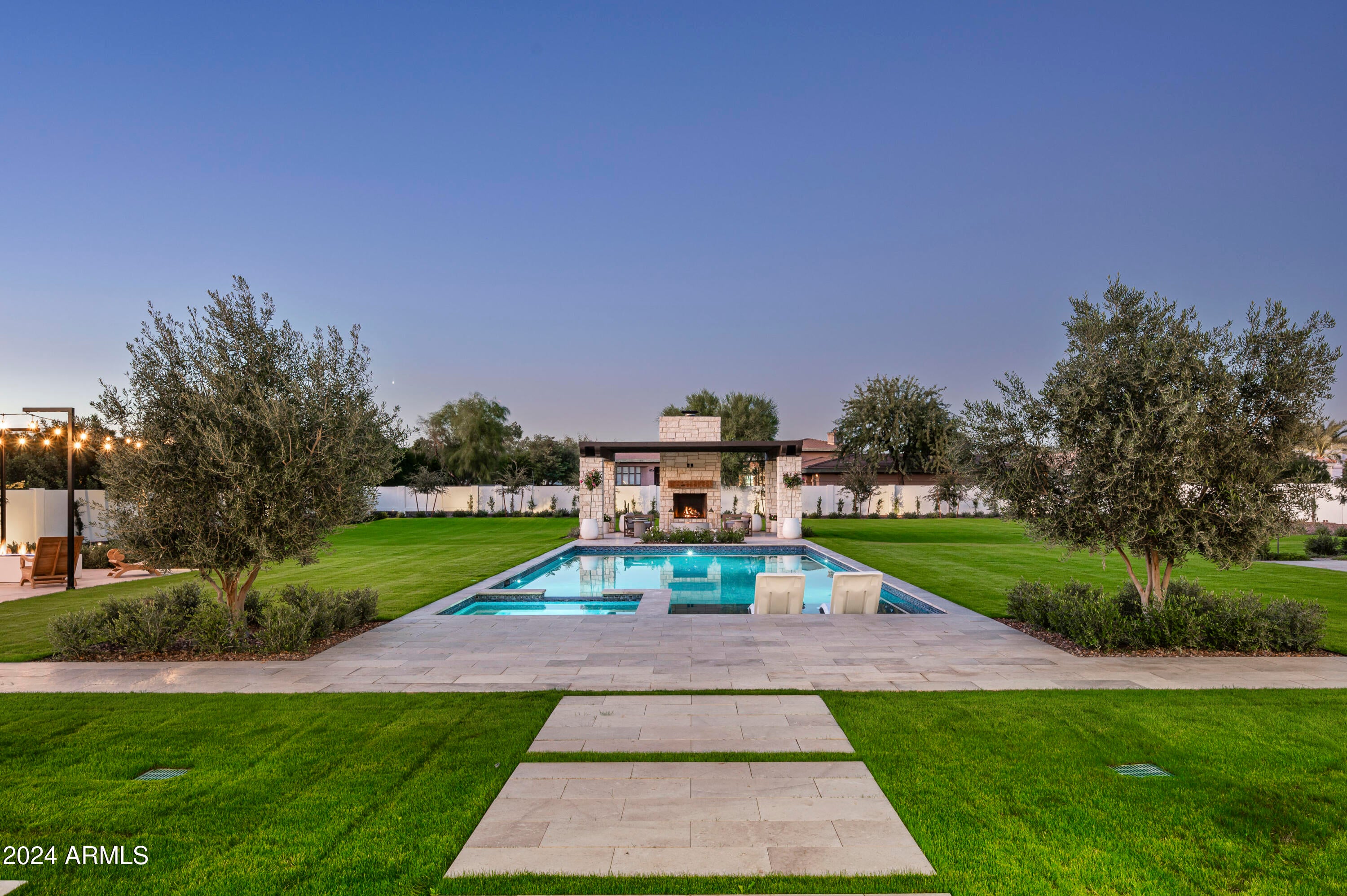 RANCHO SUNNY VALE - Residential