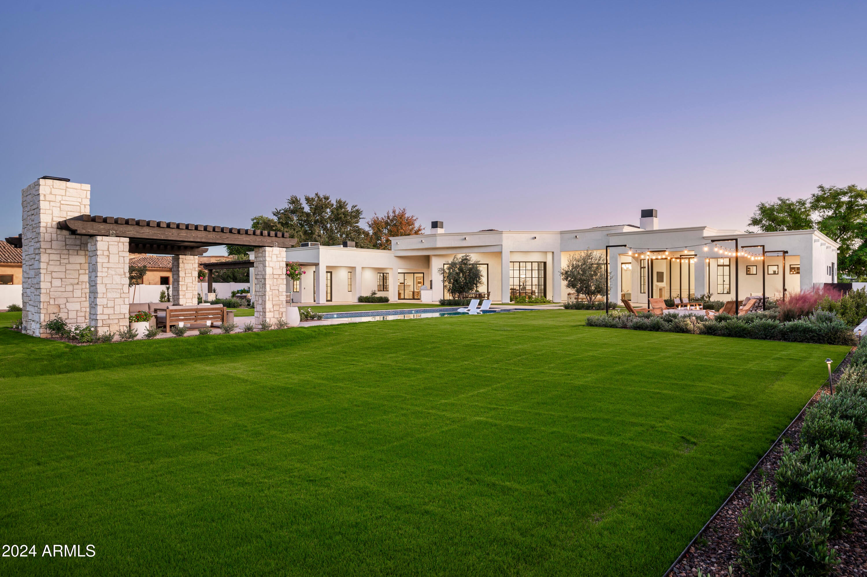 RANCHO SUNNY VALE - Residential