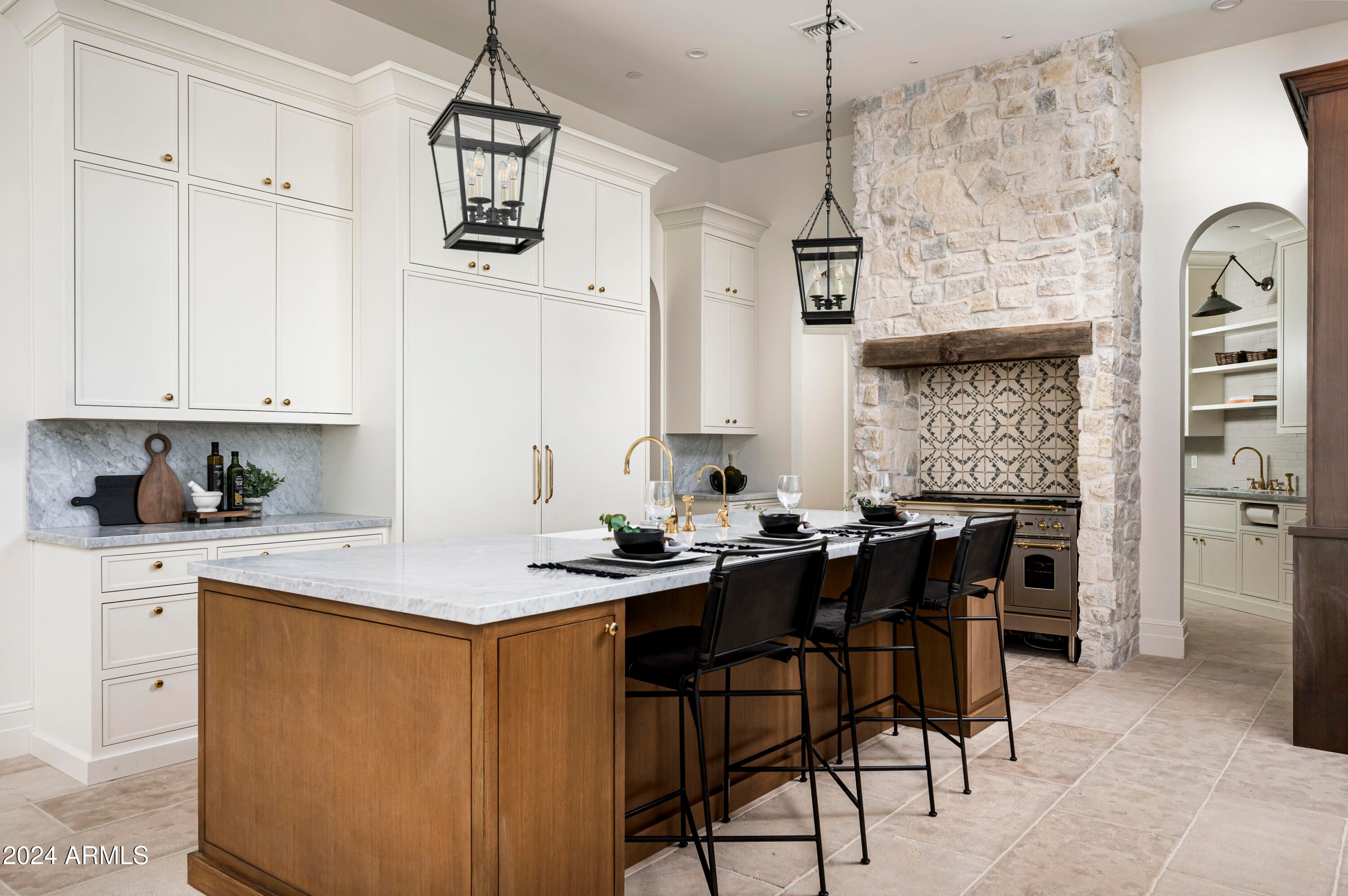 RANCHO SUNNY VALE - Residential