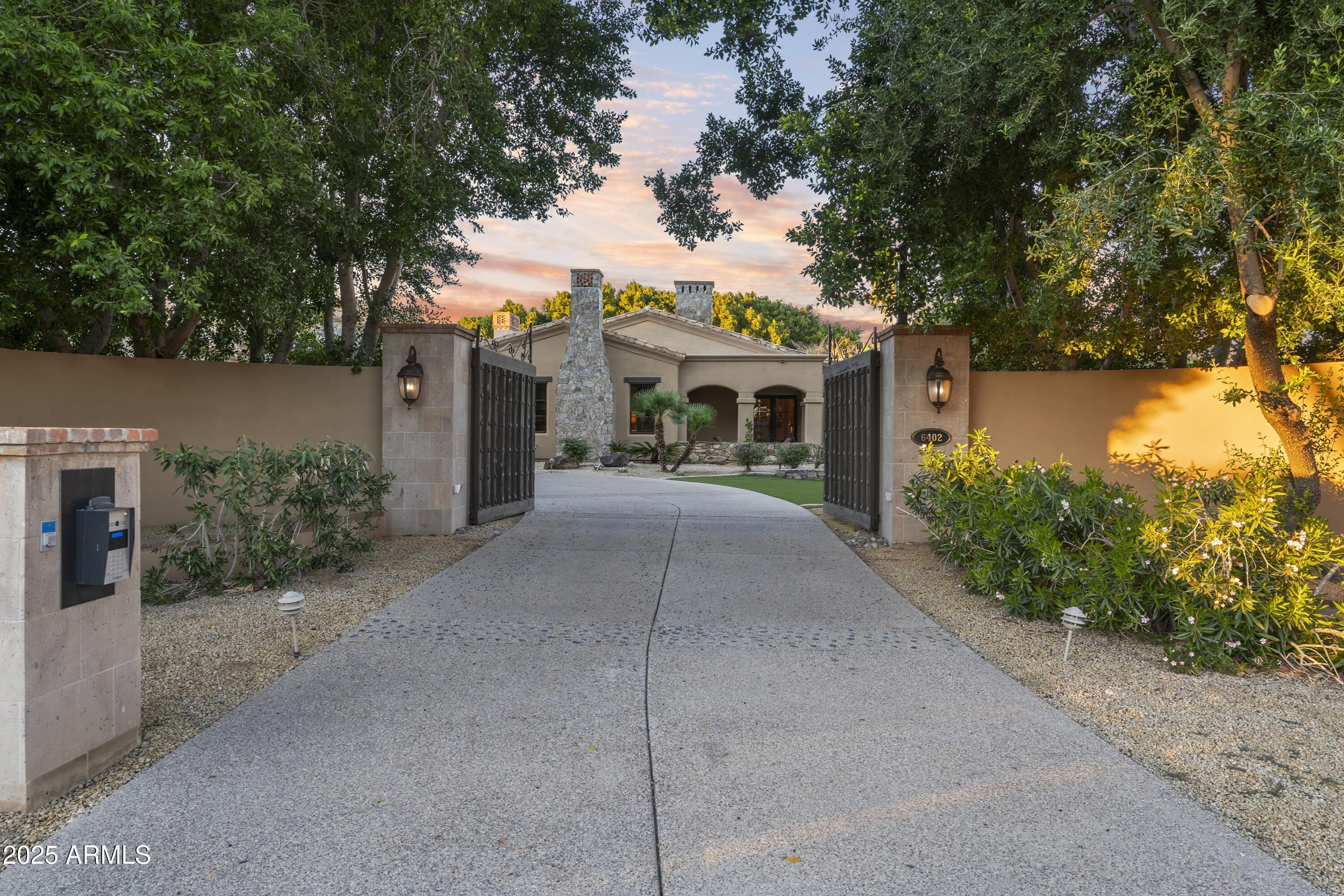 CAMELBACK LANDS - Residential