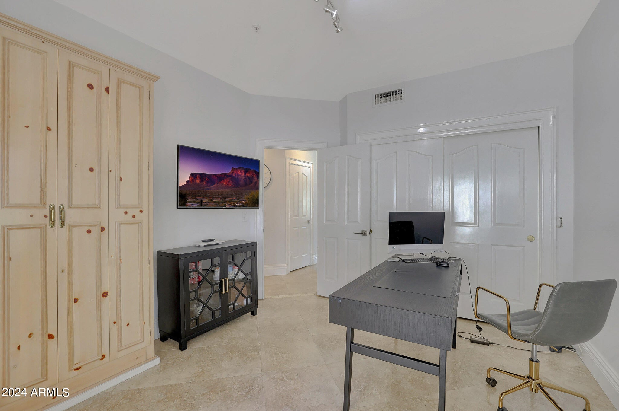 MONTEREY AT MOUNTAIN VIEW PHASE 1 LOT 1-49 TR A-J - Residential