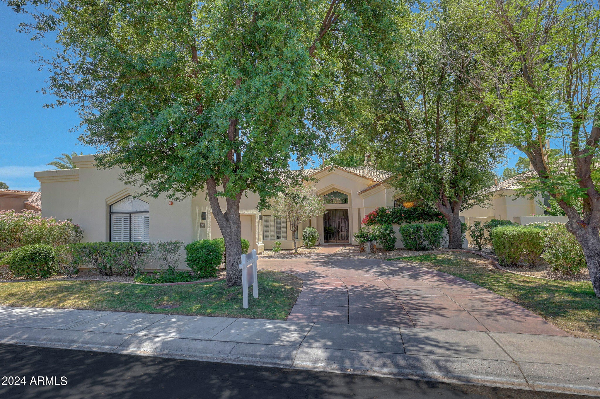 MONTEREY AT MOUNTAIN VIEW PHASE 1 LOT 1-49 TR A-J - Residential