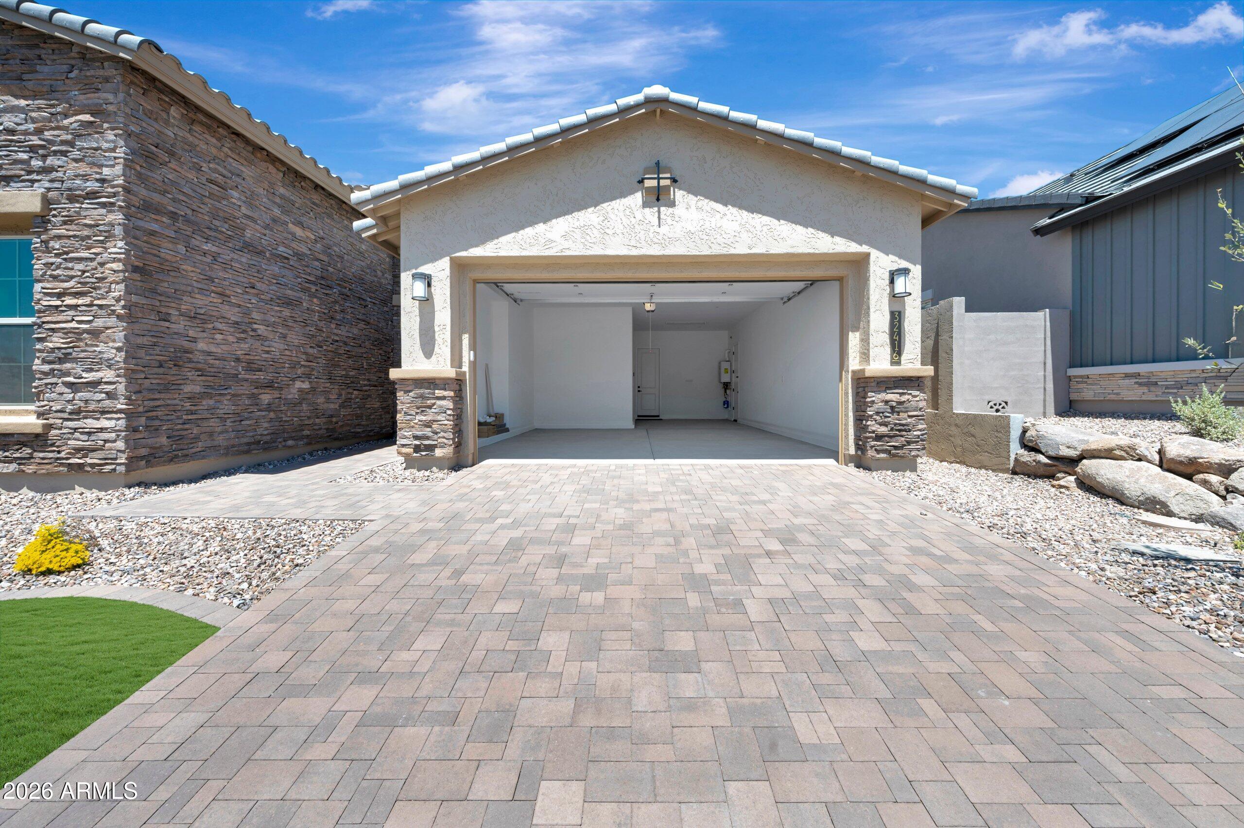 VILLAGE H AT VISTANCIA PARCELS H-11 12 - Residential