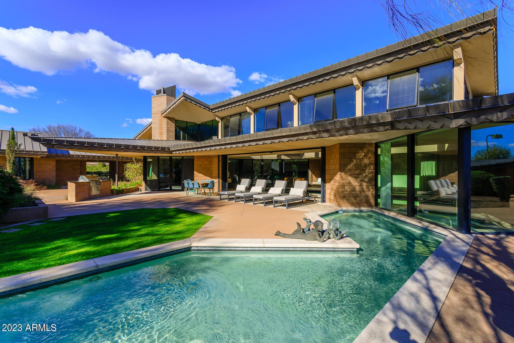CASA DENNIS 1 - Residential