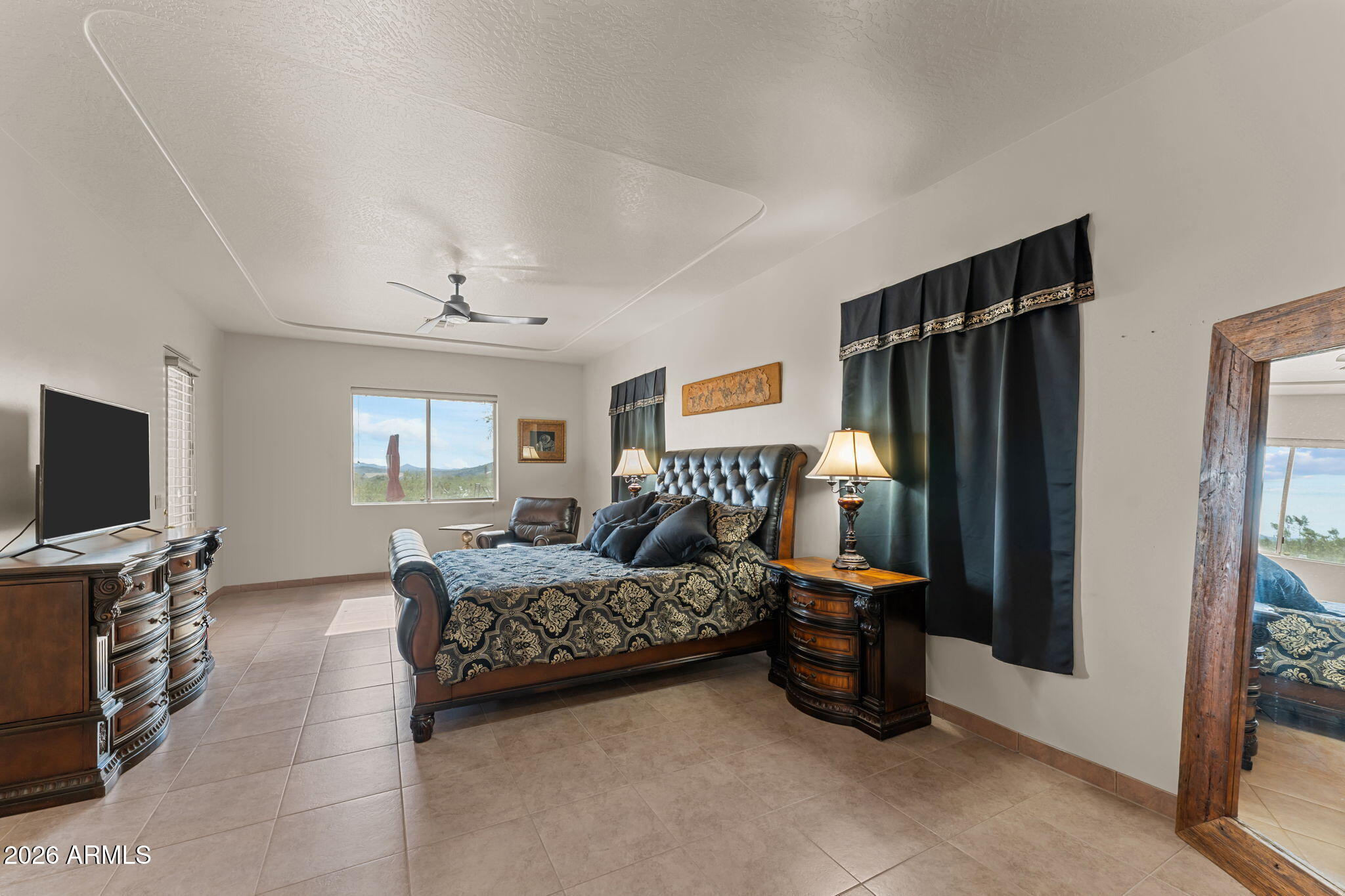 VISTA ROYALE - Residential