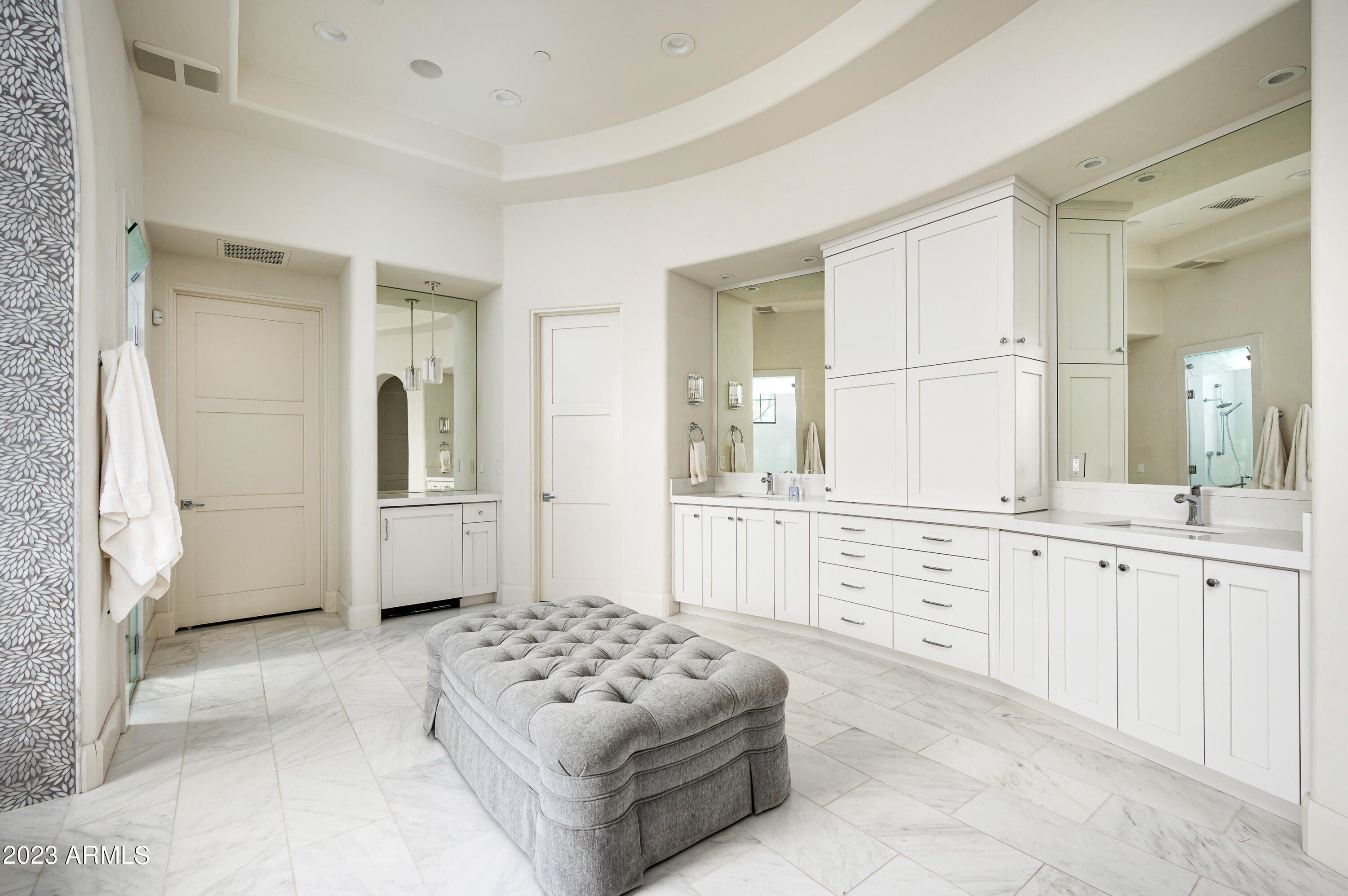 PRADO ESTATES - Residential