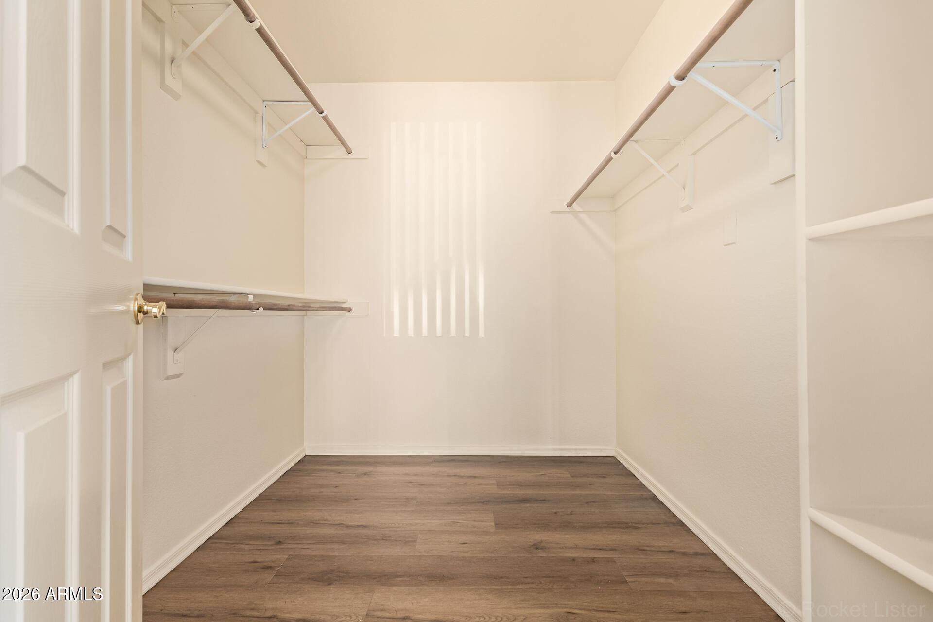 HAMPTON COURTS AT THE RACQUET CLUB - Residential
