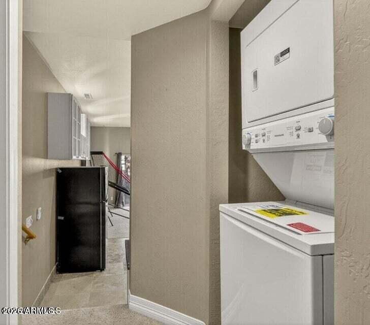 STONECREST TOWNHOMES - Residential