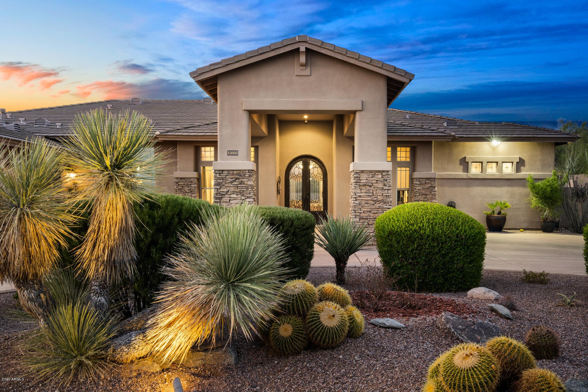MCDOWELL MOUNTAIN ARROYOS - Residential