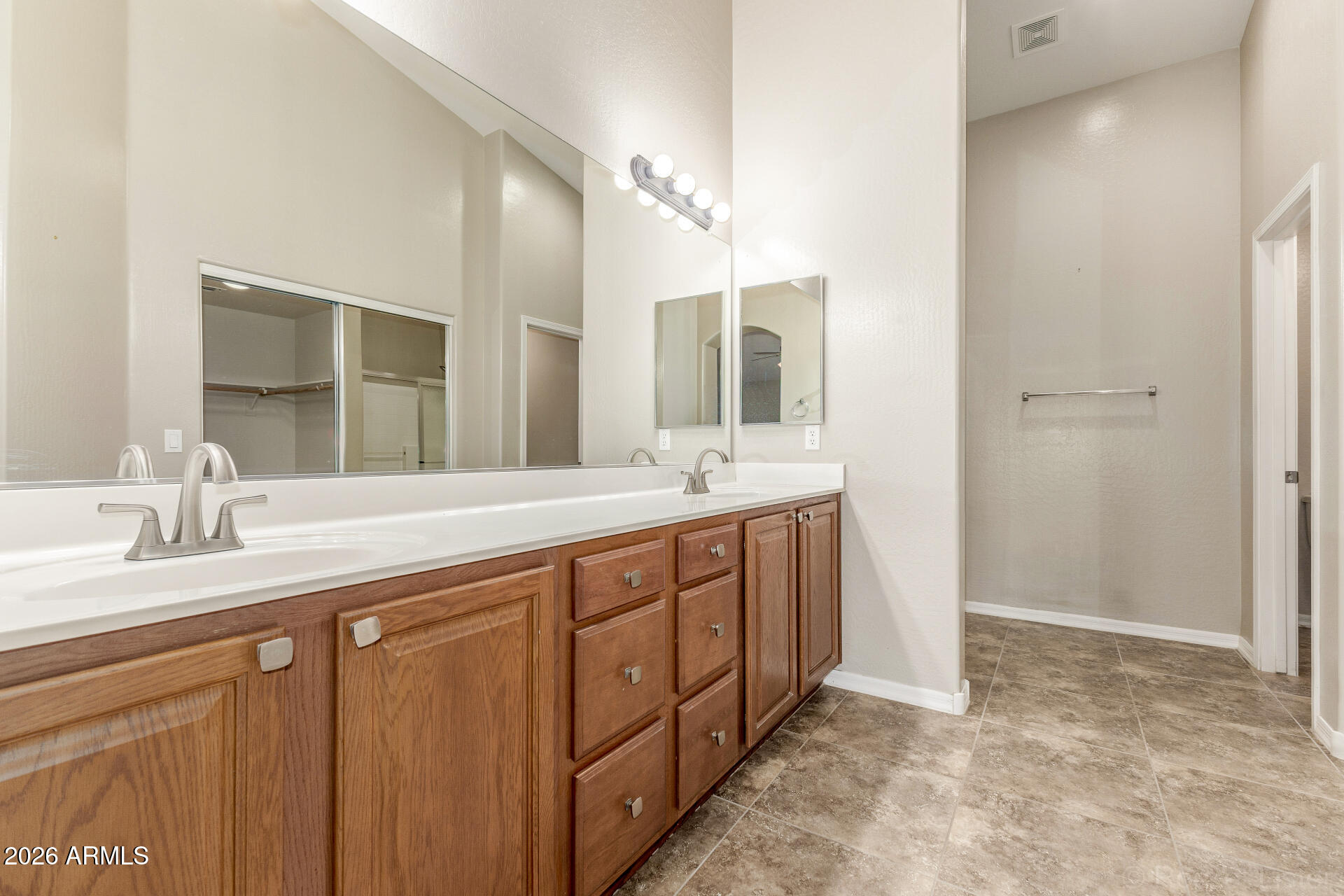LANTANA VILLAS - Residential