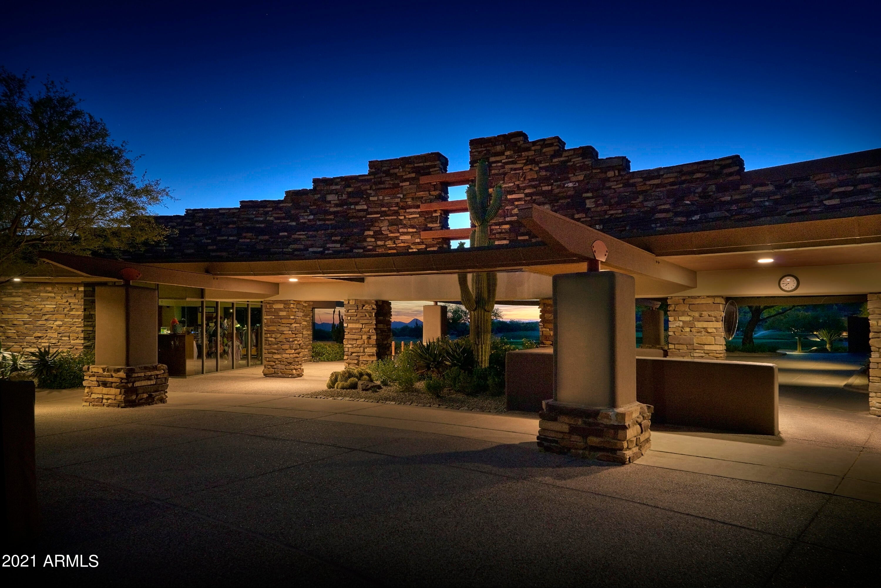 DESERT MOUNTAIN - Residential