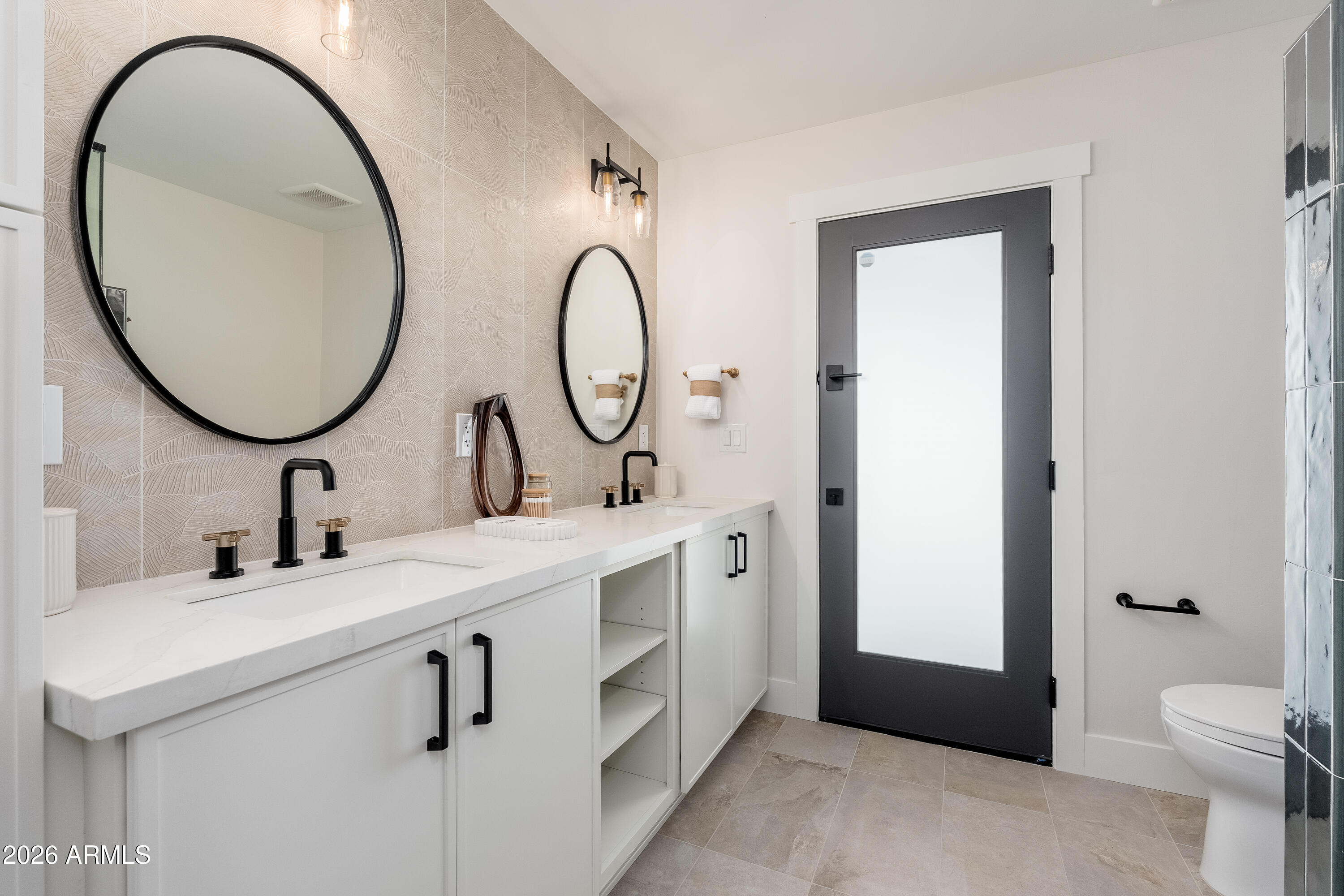 SUNBURST ESTATES - Residential