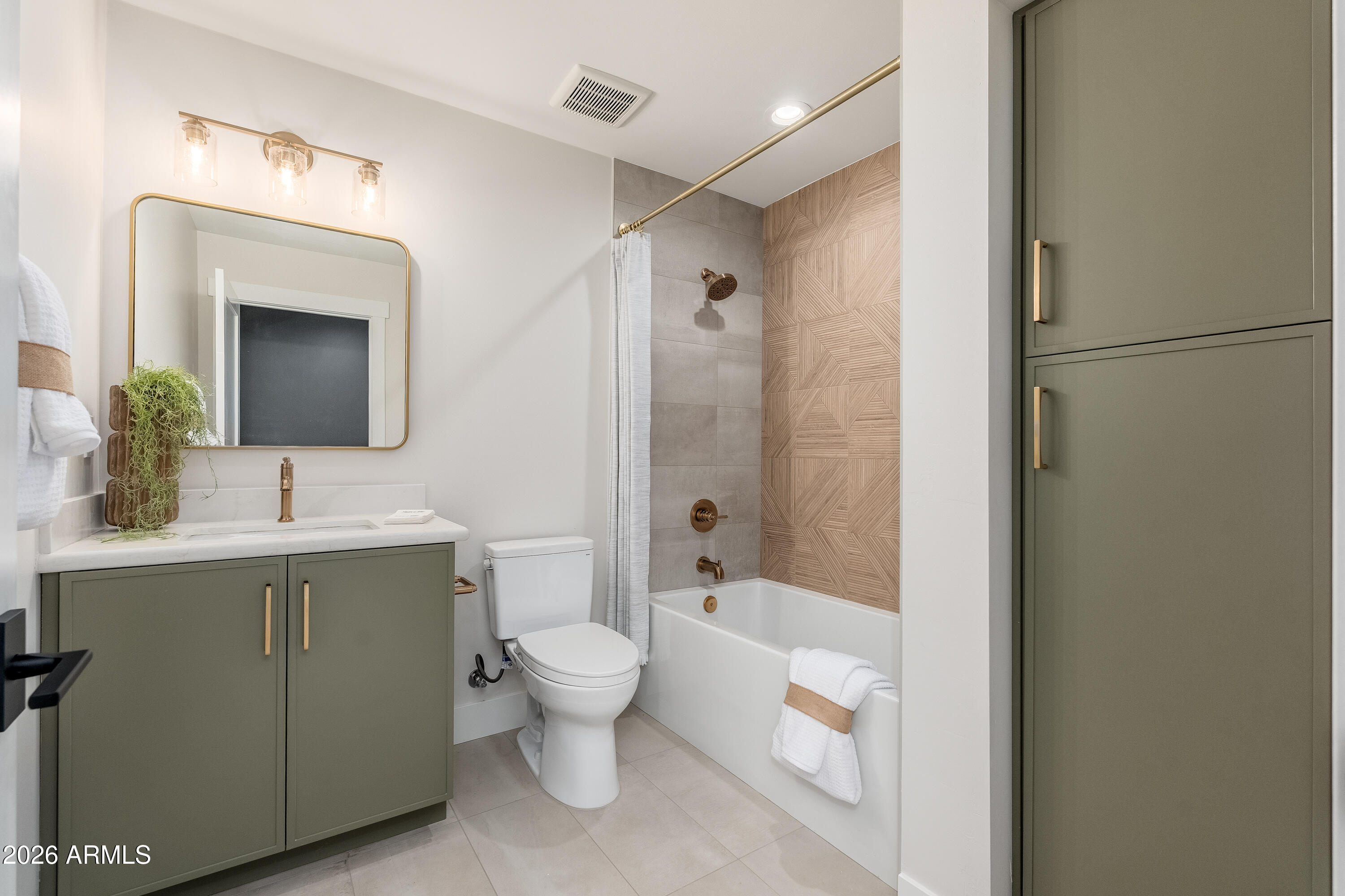 SUNBURST ESTATES - Residential