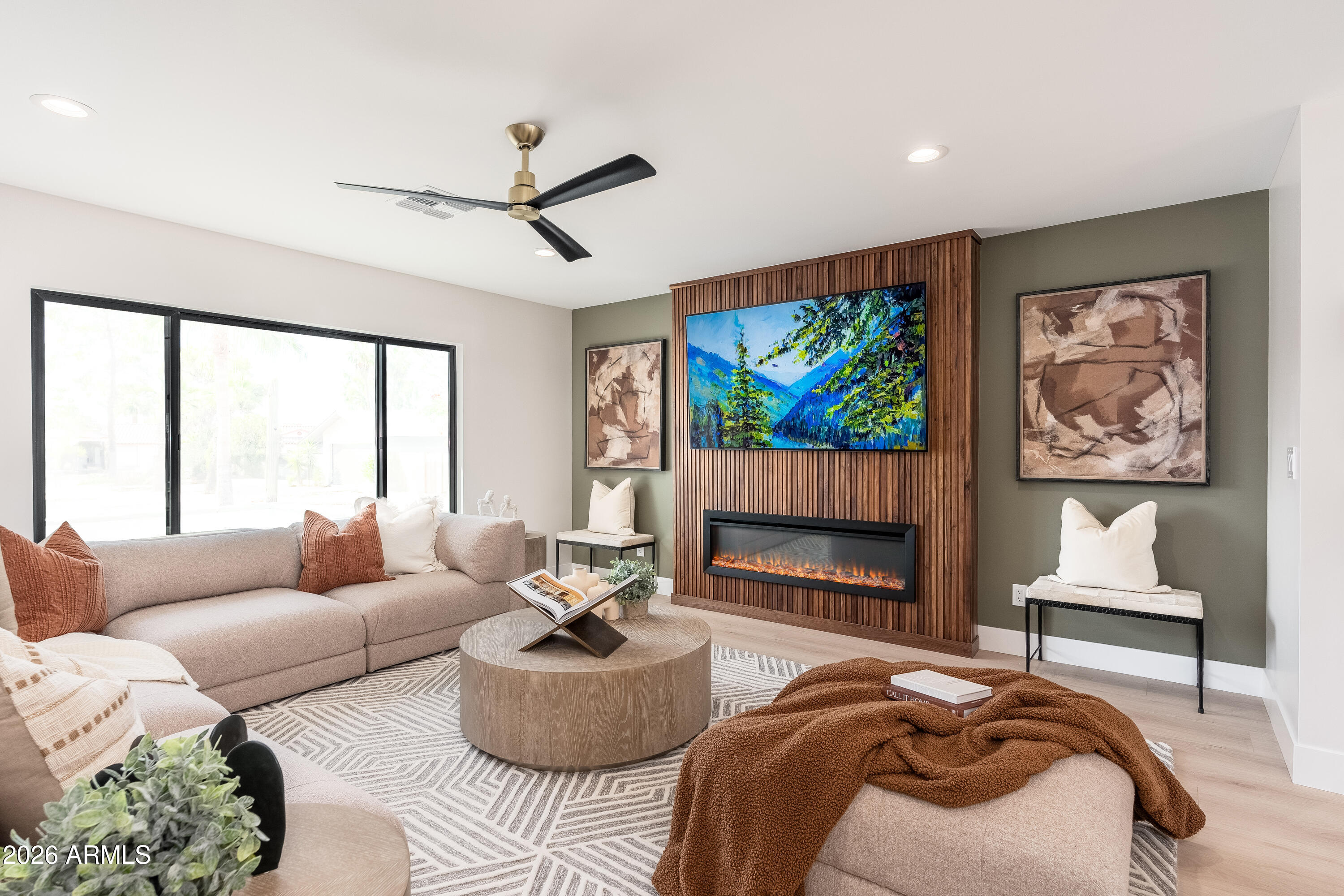 SUNBURST ESTATES - Residential