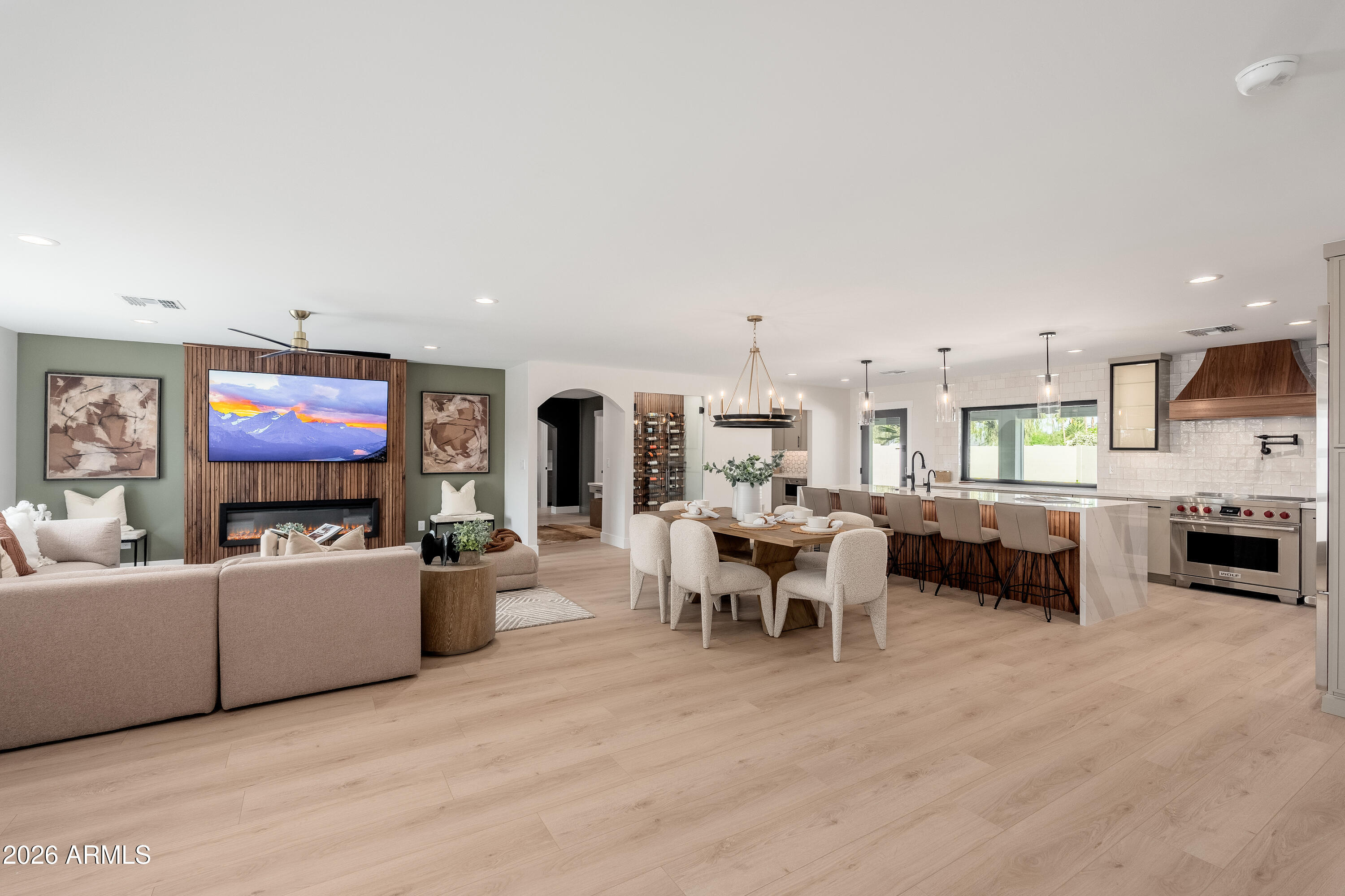 SUNBURST ESTATES - Residential