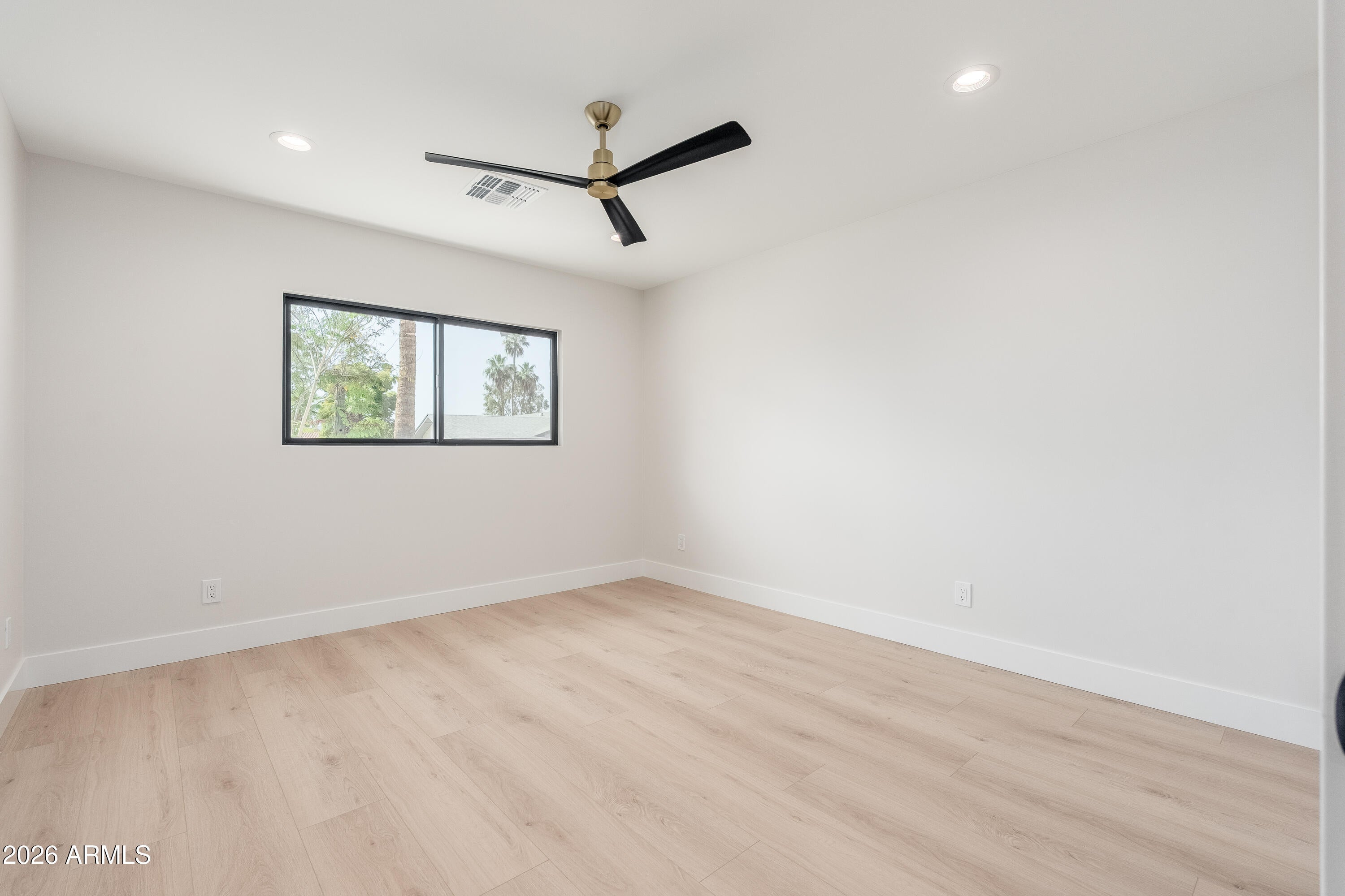 SUNBURST ESTATES - Residential