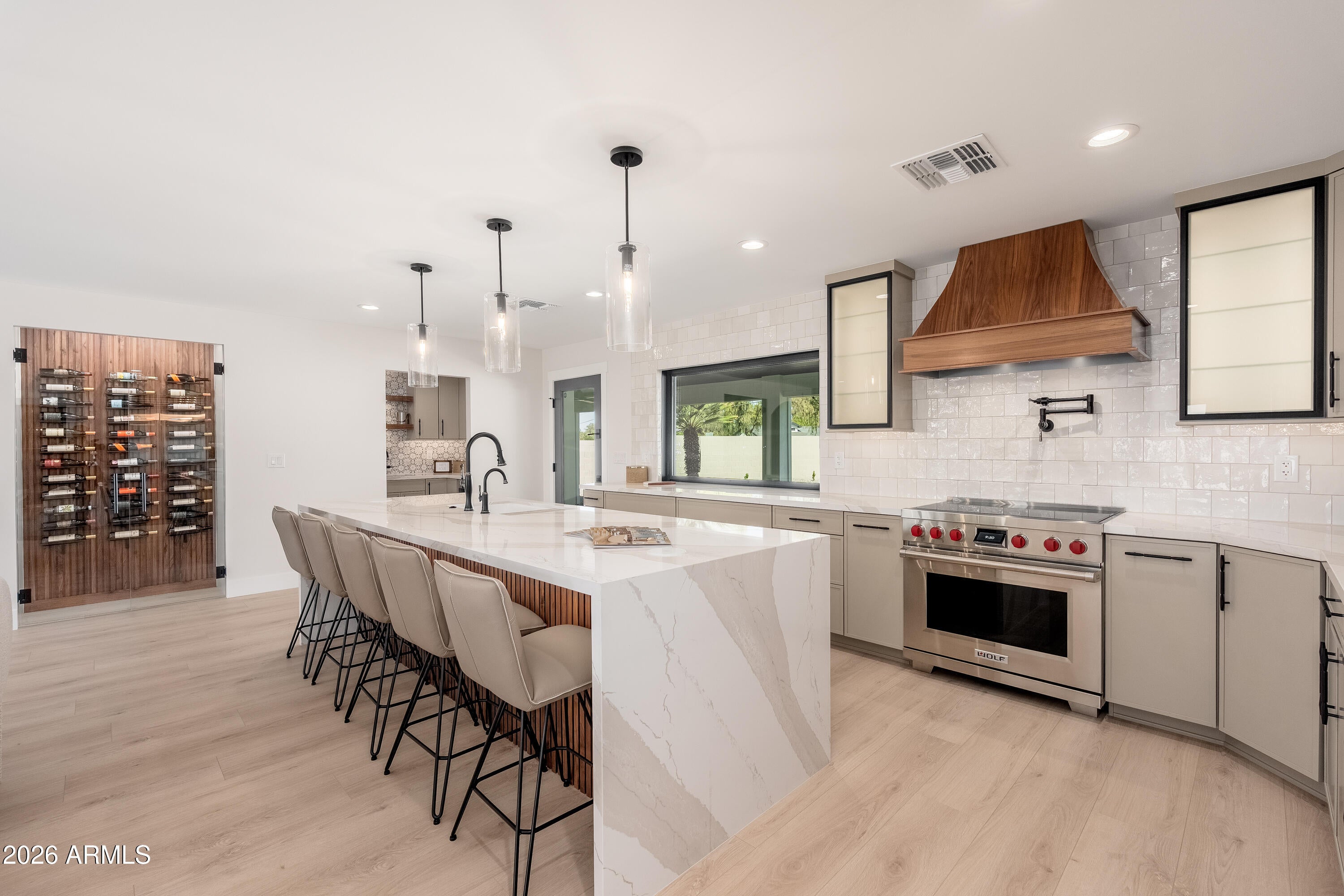 SUNBURST ESTATES - Residential
