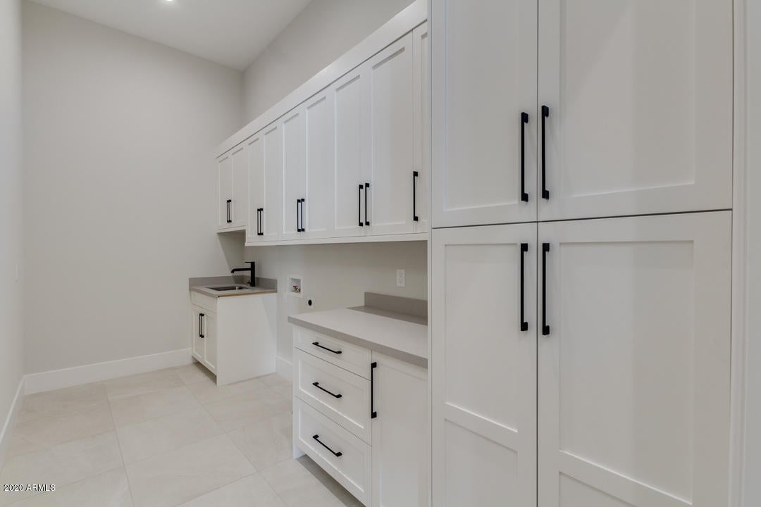 WHITEWING AT KRUEGER - Residential