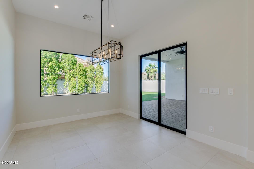 WHITEWING AT KRUEGER - Residential