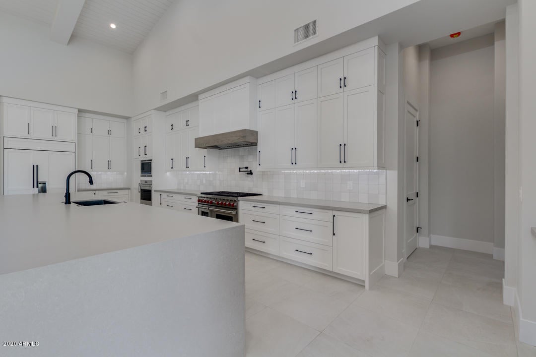 WHITEWING AT KRUEGER - Residential