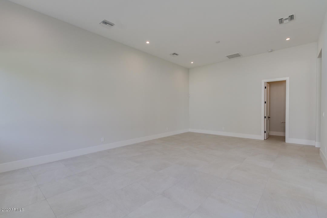 WHITEWING AT KRUEGER - Residential