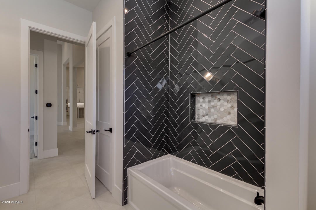 WHITEWING AT KRUEGER - Residential