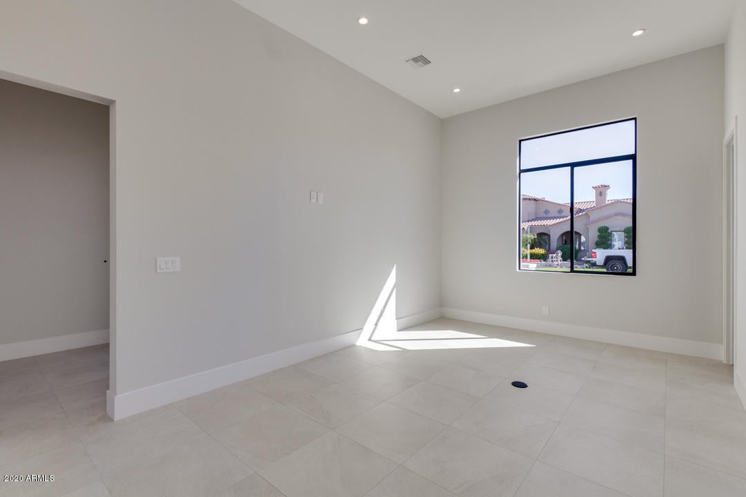 WHITEWING AT KRUEGER - Residential