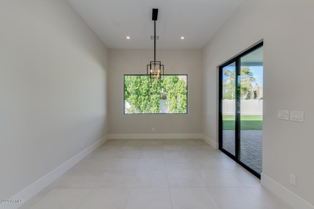 WHITEWING AT KRUEGER - Residential