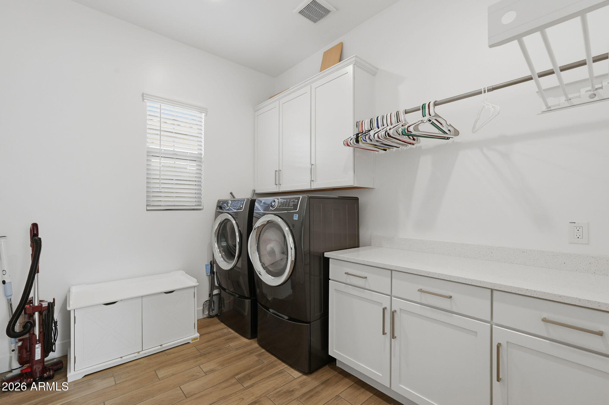 EASTMARK DEVELOPMENT UNIT 5/6 SOUTH PRCLS 6-16 6- - Residential