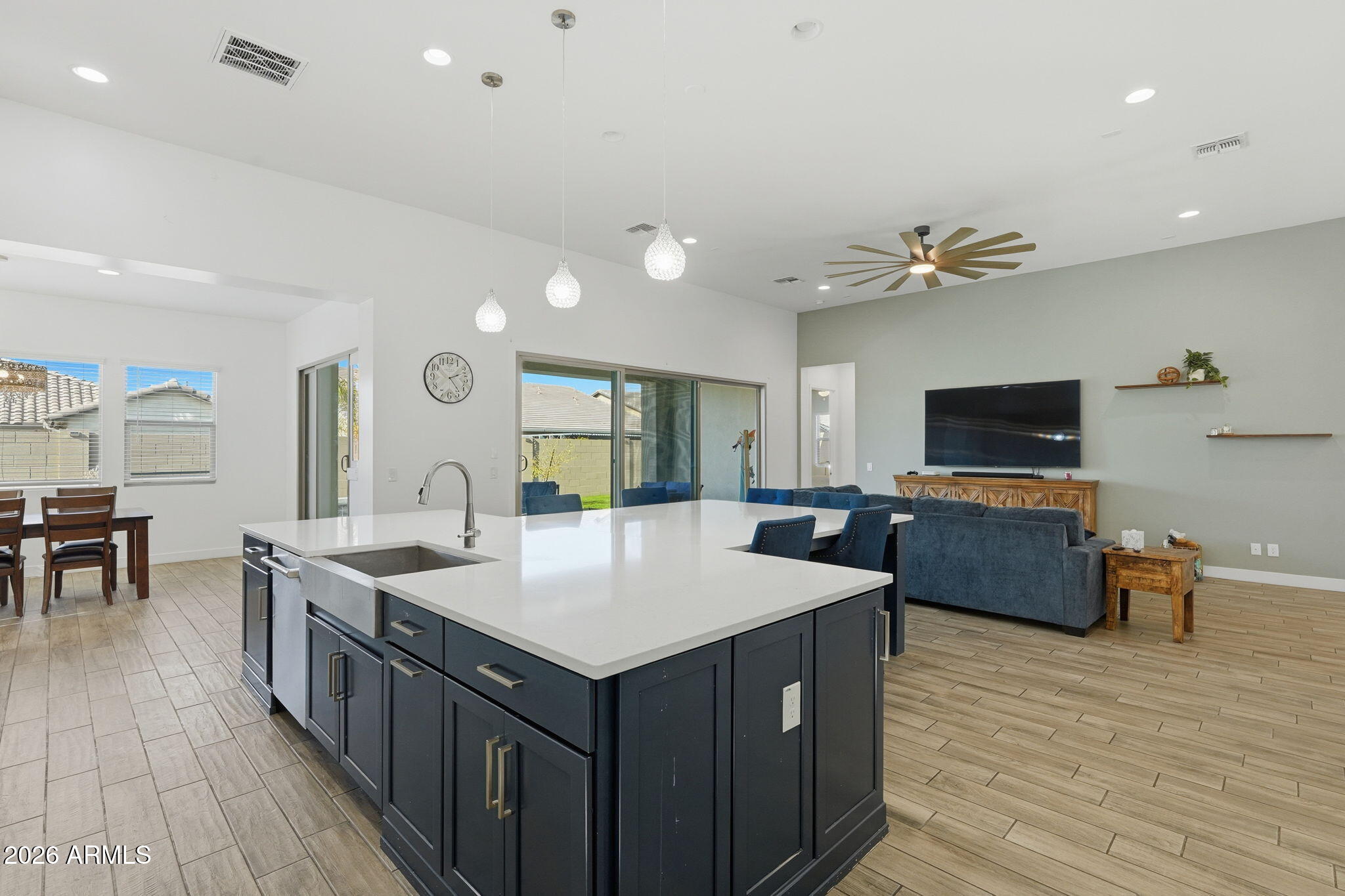 EASTMARK DEVELOPMENT UNIT 5/6 SOUTH PRCLS 6-16 6- - Residential