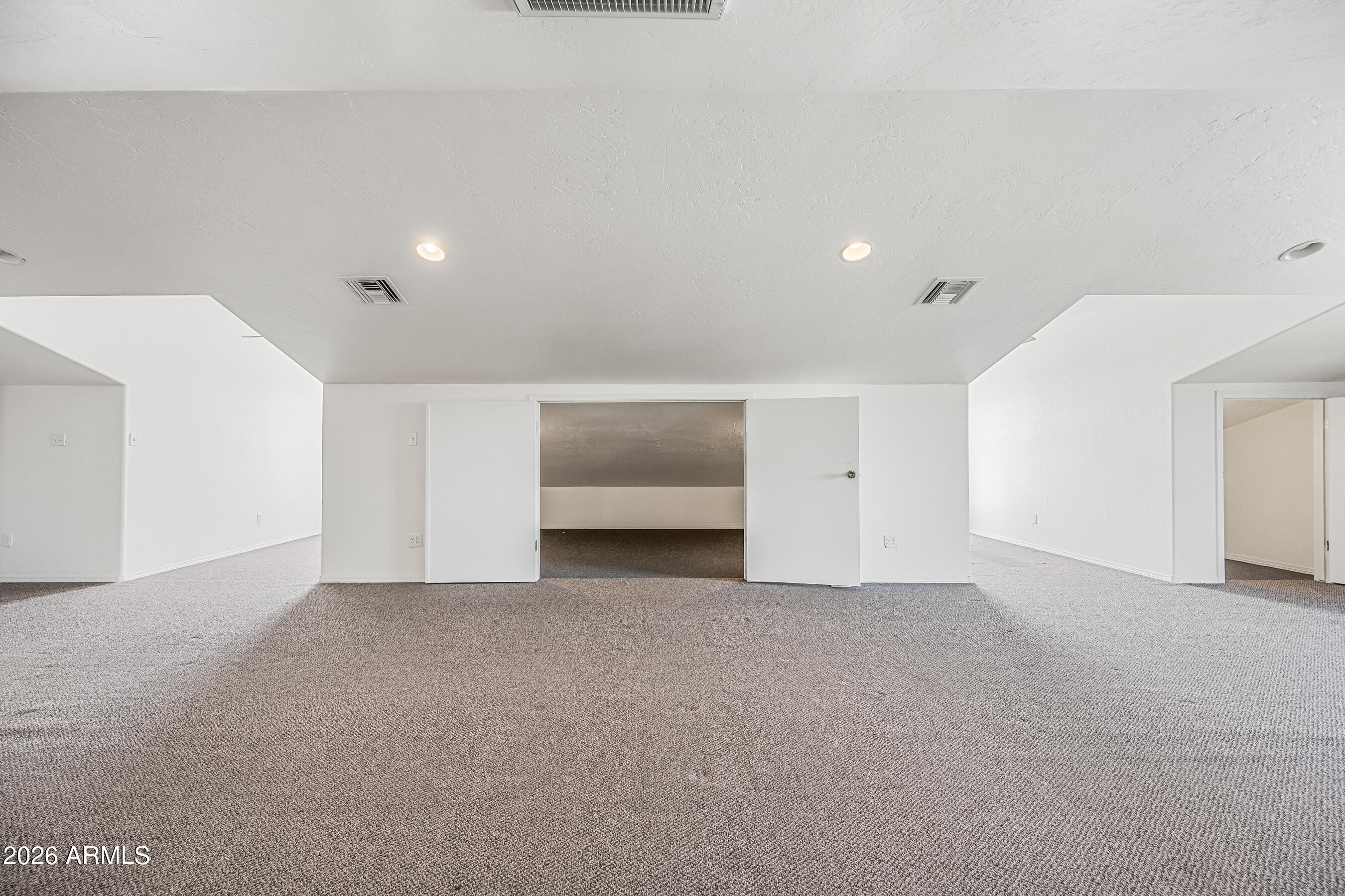 TREMAINE PARK - Residential