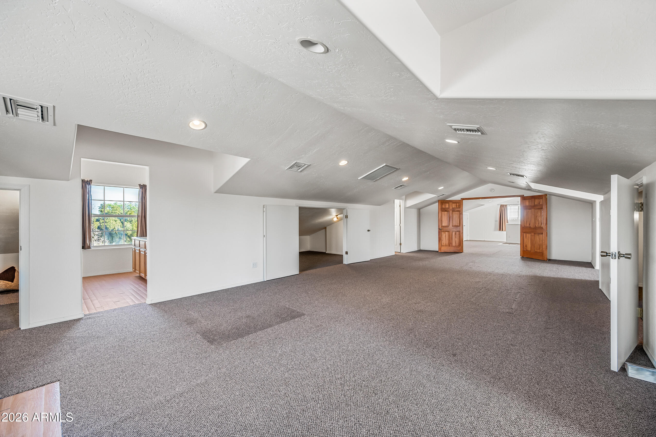 TREMAINE PARK - Residential